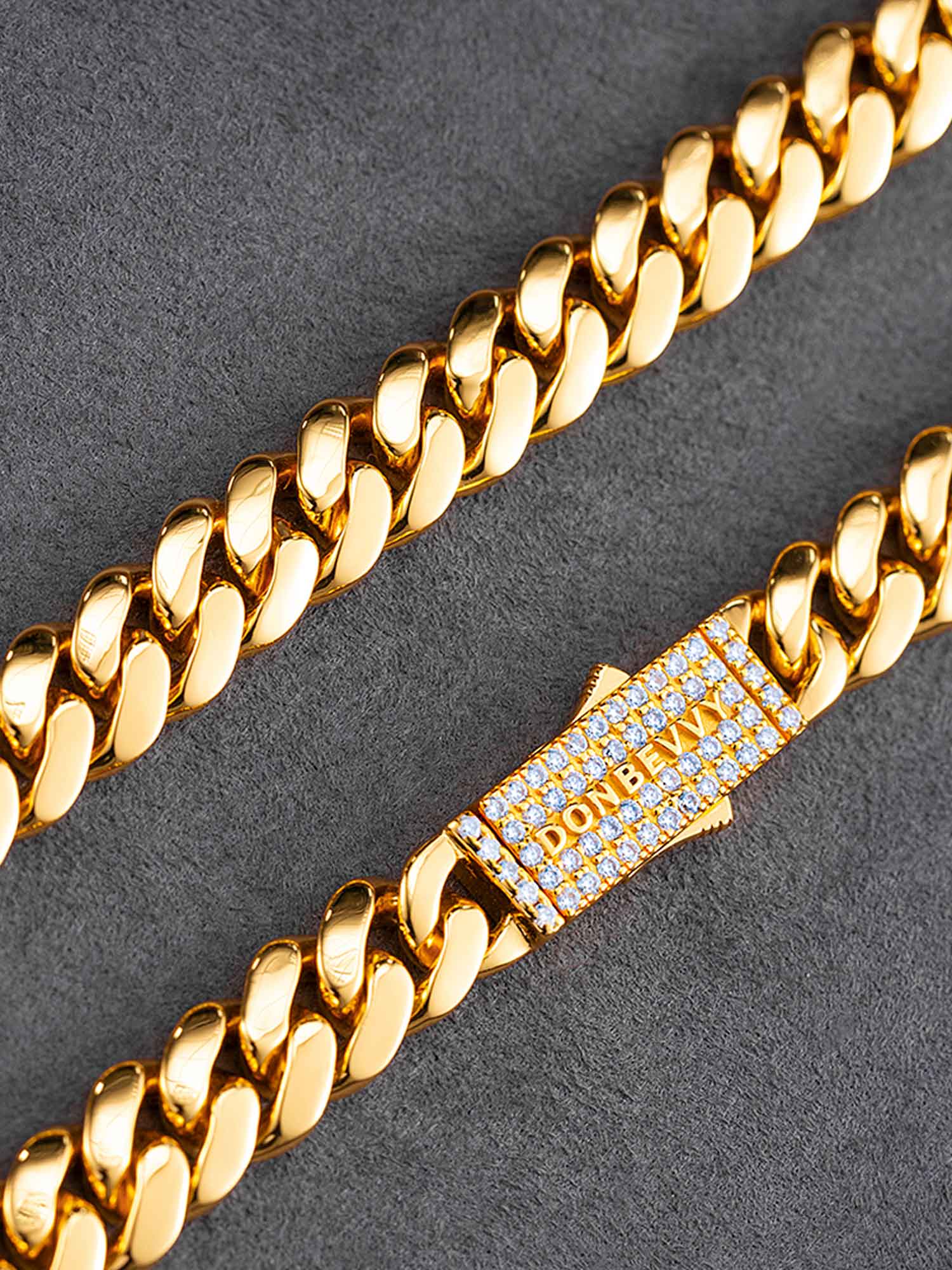10mm S925 Miami Cuban Bracelet With Moissanite Clasp - Image 4
