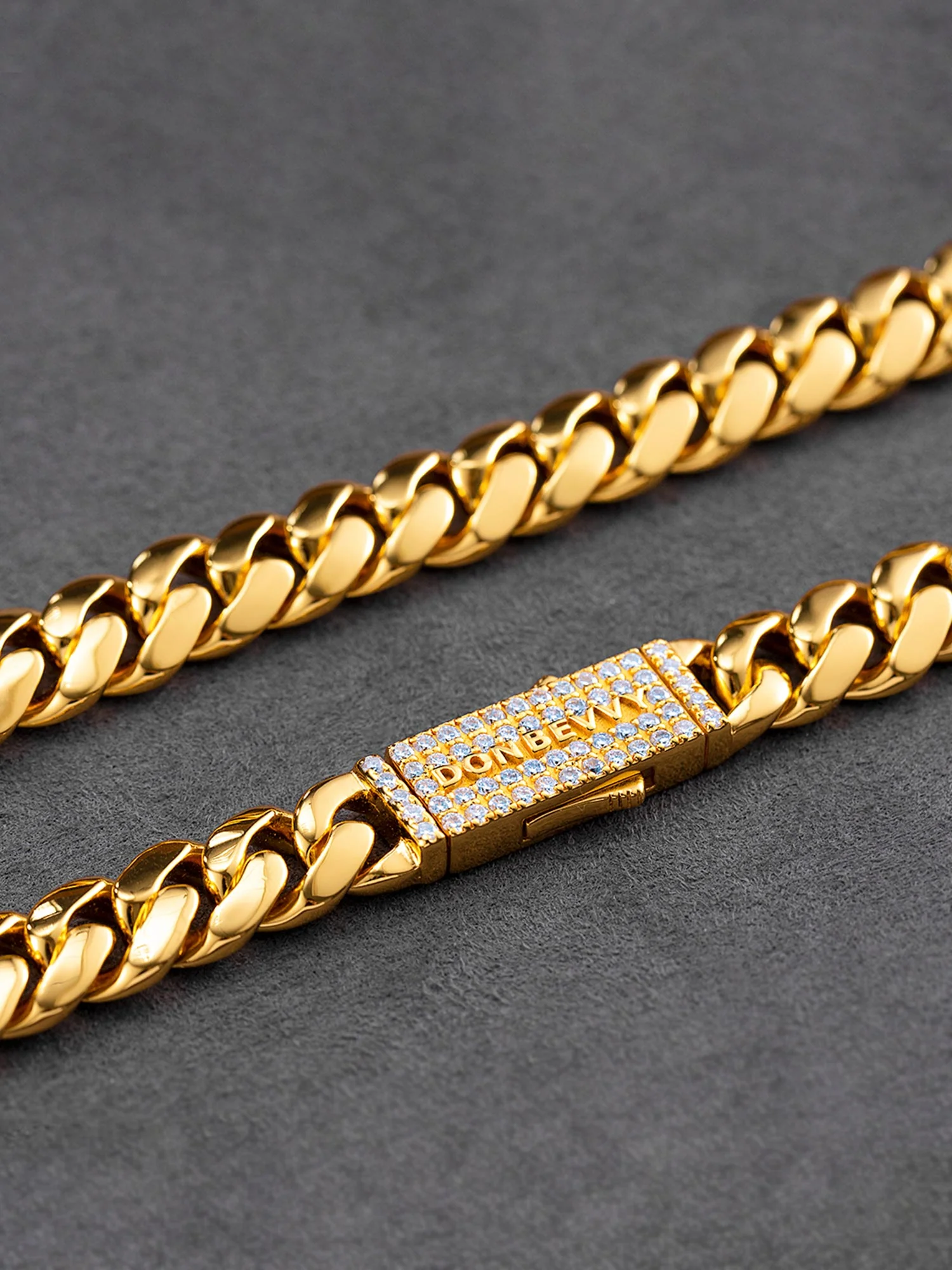 10mm S925 Miami Cuban Chain With Moissanite Clasp - Image 10