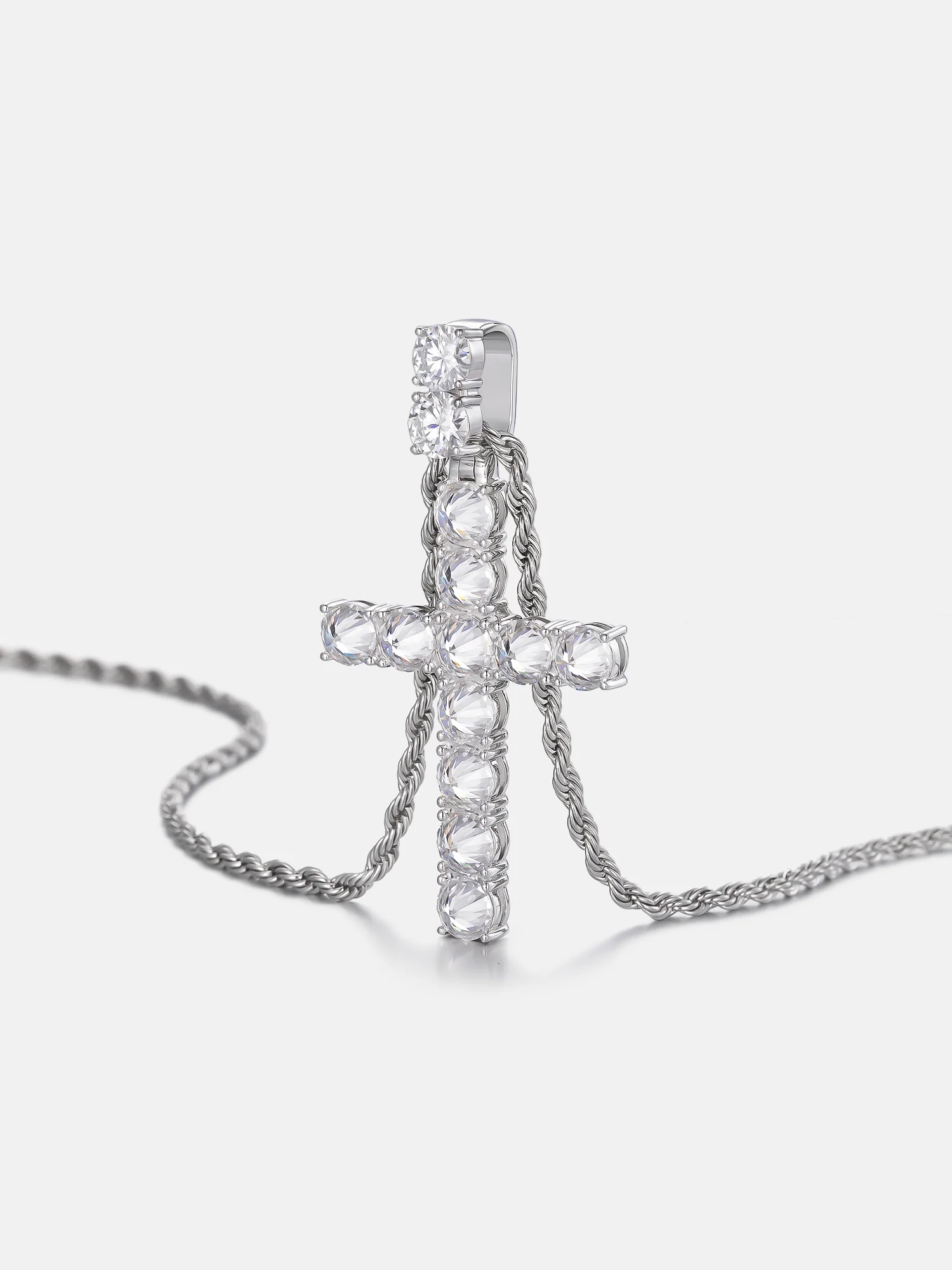 13CT Reverse Set Moissanite Cross Pendant - Image 4