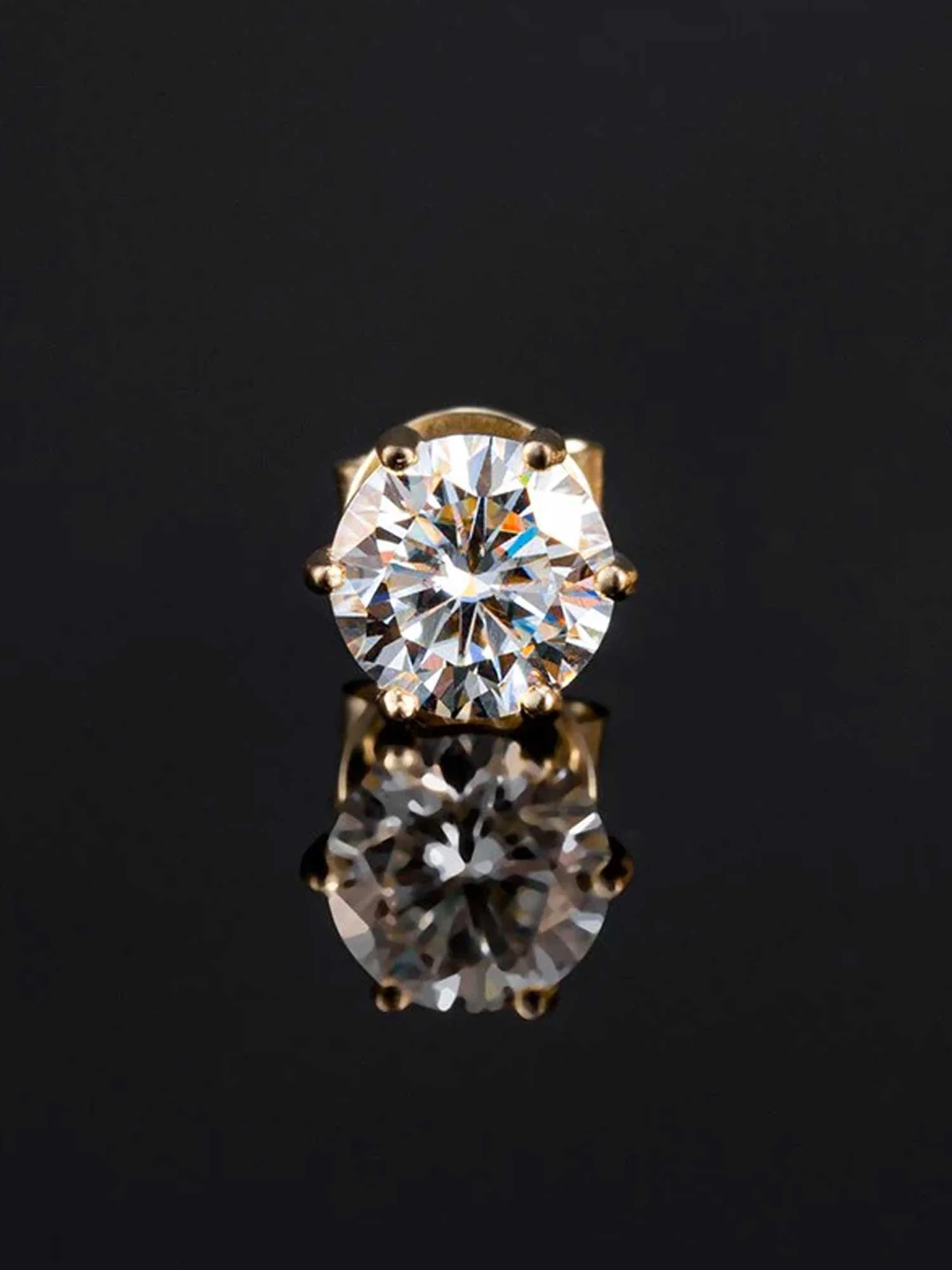 14K Solid Gold Round Cut Earring - Image 6