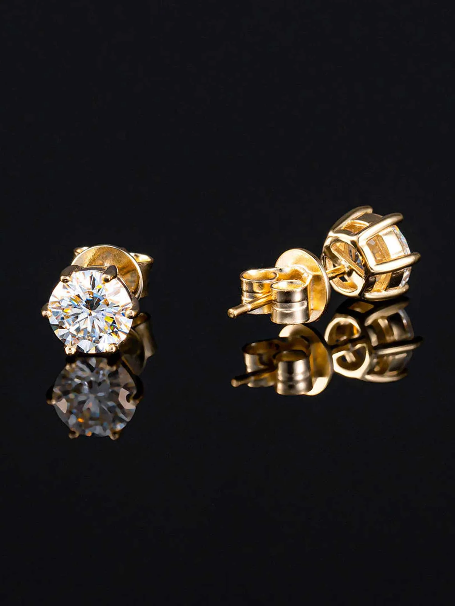14K Solid Gold Round Cut Earring - Image 7
