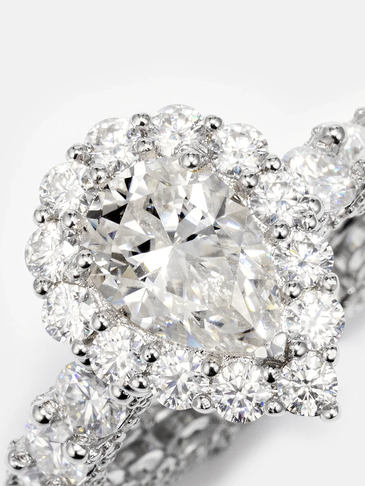 2CT Solitaire Pear Cut Moissanite Eternity Ring - Image 3