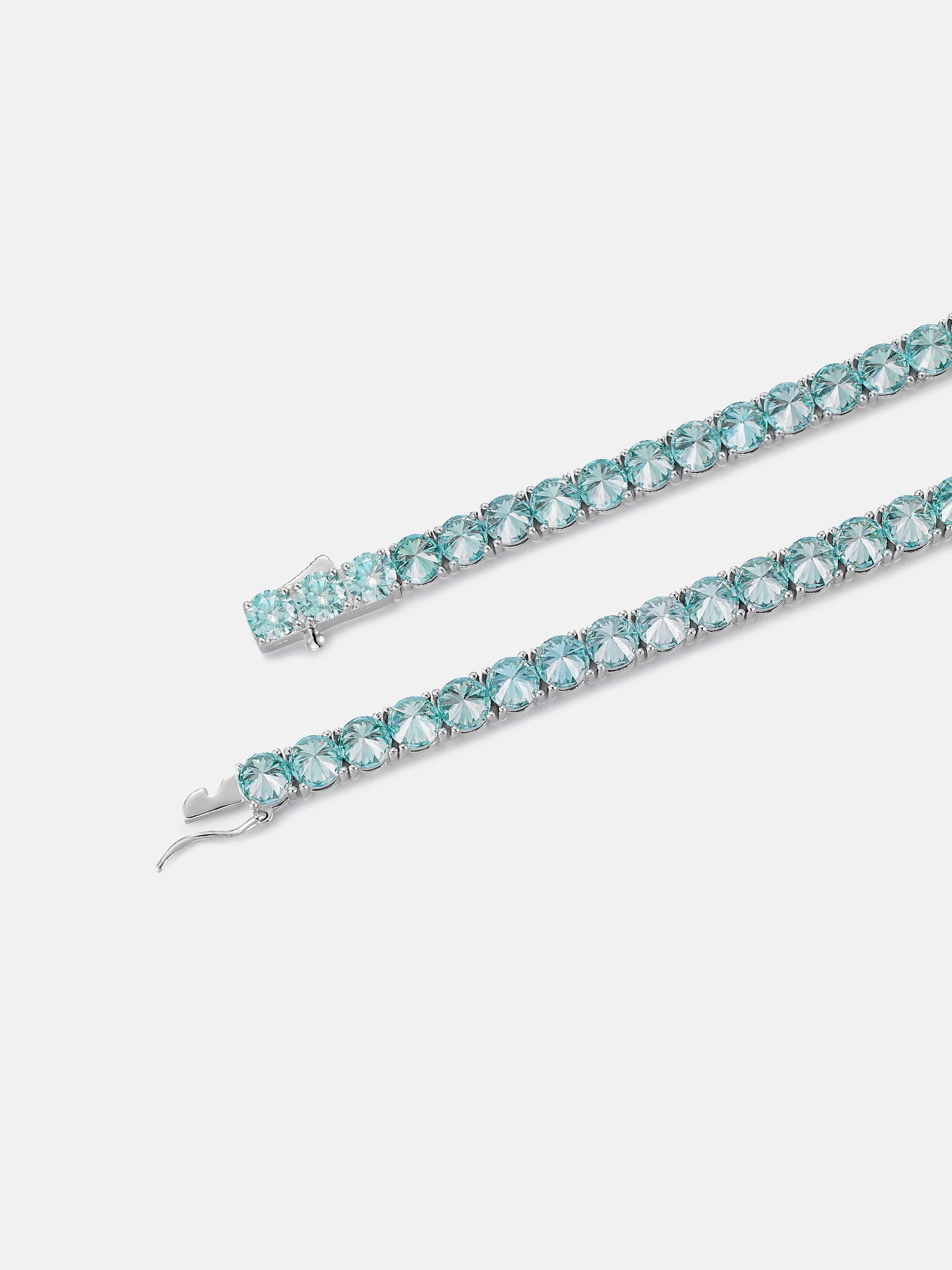 5mm Reverse-Set Blue Moissanite Tennis Bracelet - Image 4
