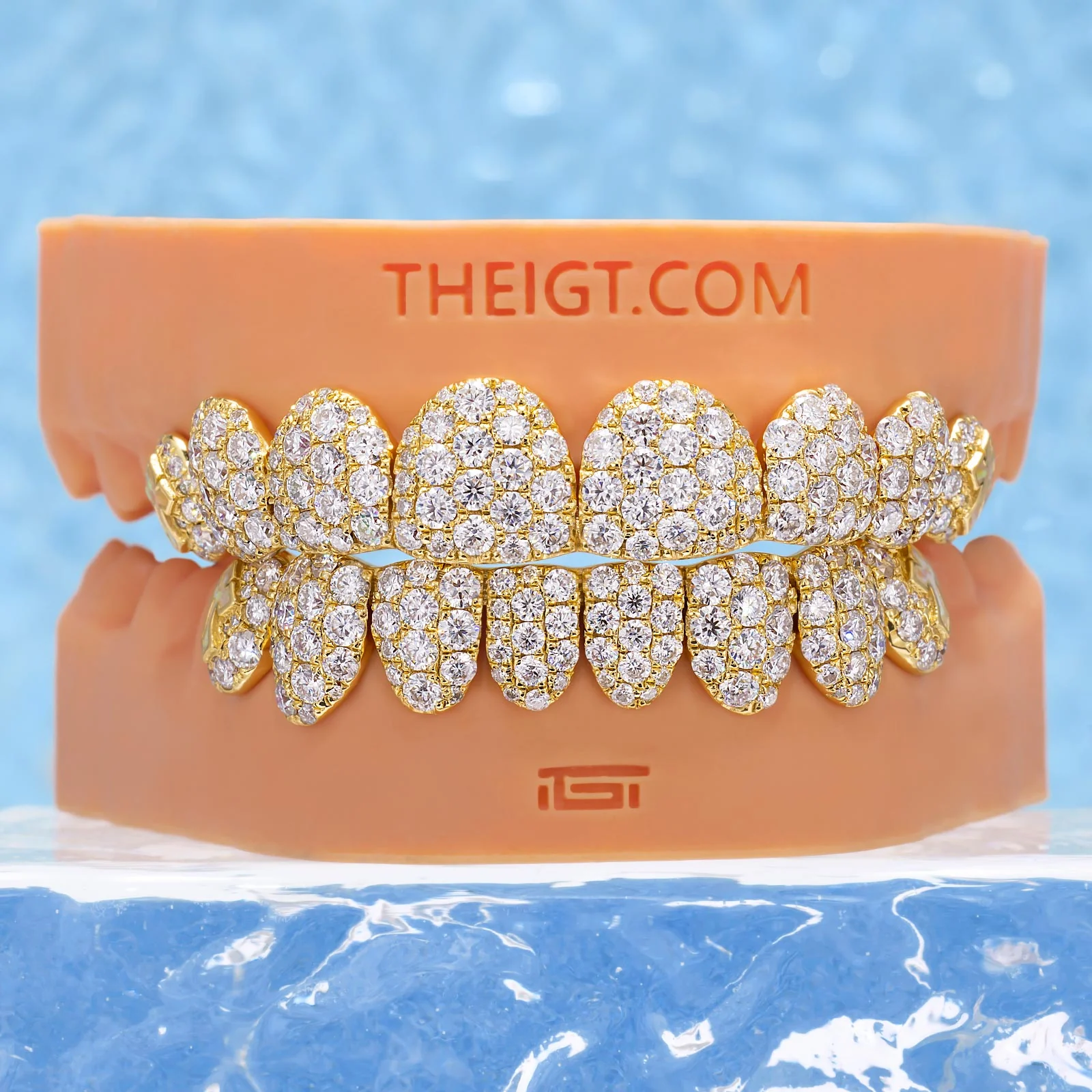 6 Pointer Diamond Grillz w Gemstone Heart - Image 6