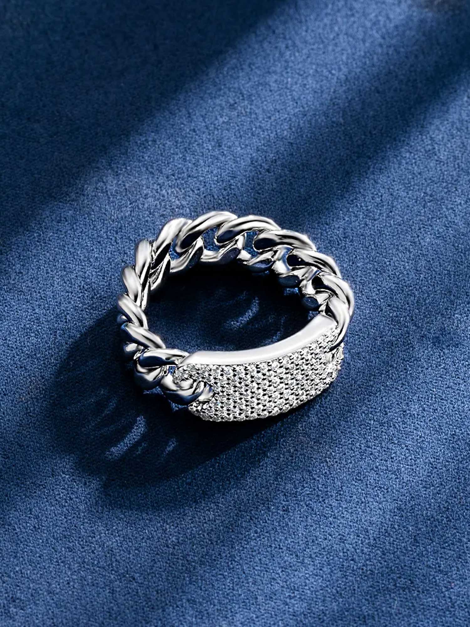 8mm Miami Link Moissanite ring - Image 3