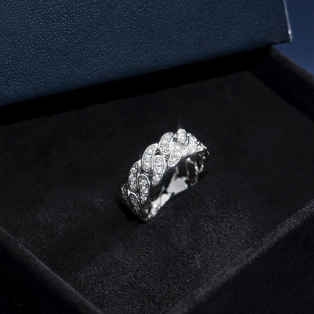 8mm Moissanite Cuban Ring - Image 4