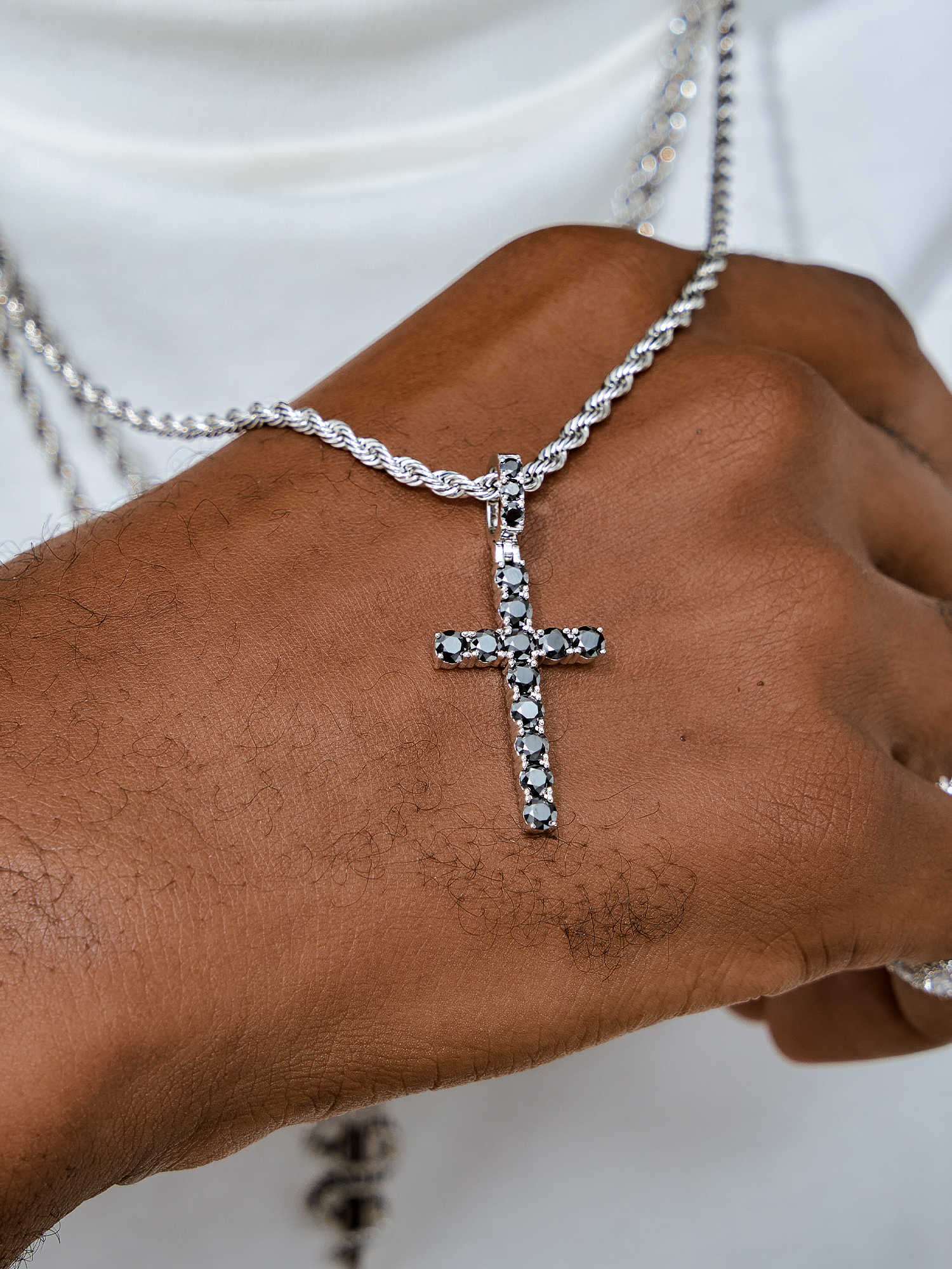 925 Sterling Silver Black Moissanite Cross Pendant - Image 6