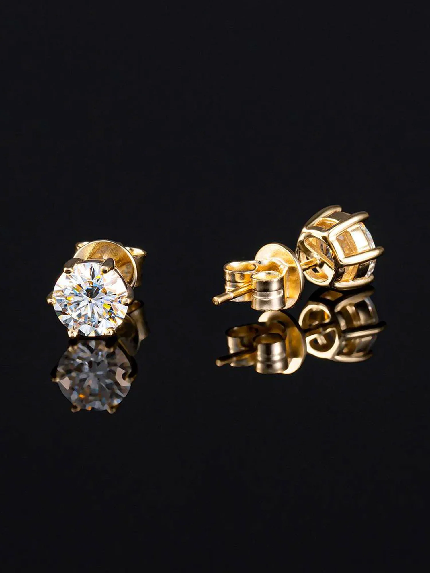925 Sterling Silver Round Cut Moissanite Earring - Image 2