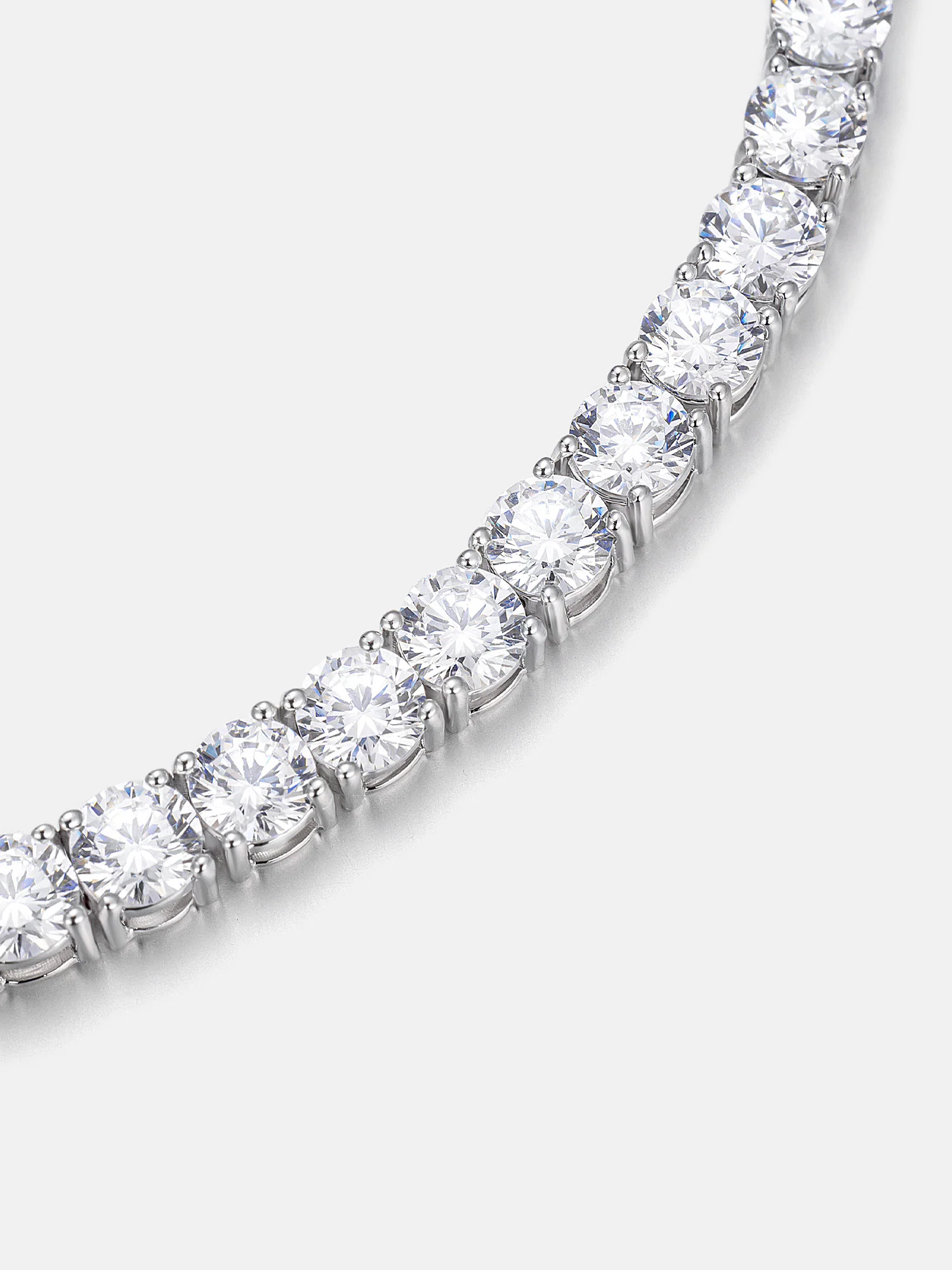 Adjustable 4mm Round Cut Moissanite Tennis Anklet - Image 3