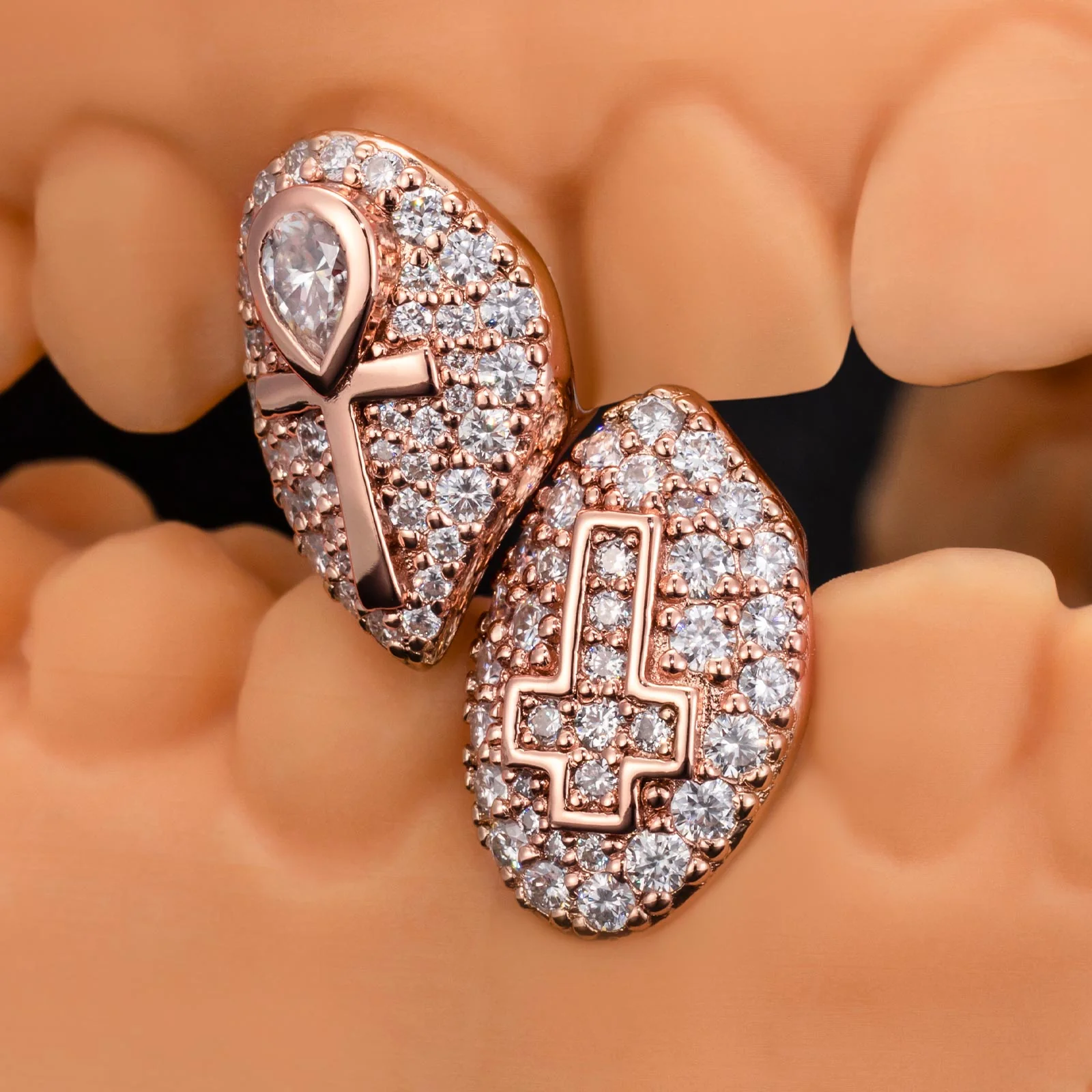 Ankh On Diamond Fangs Grillz - Image 6