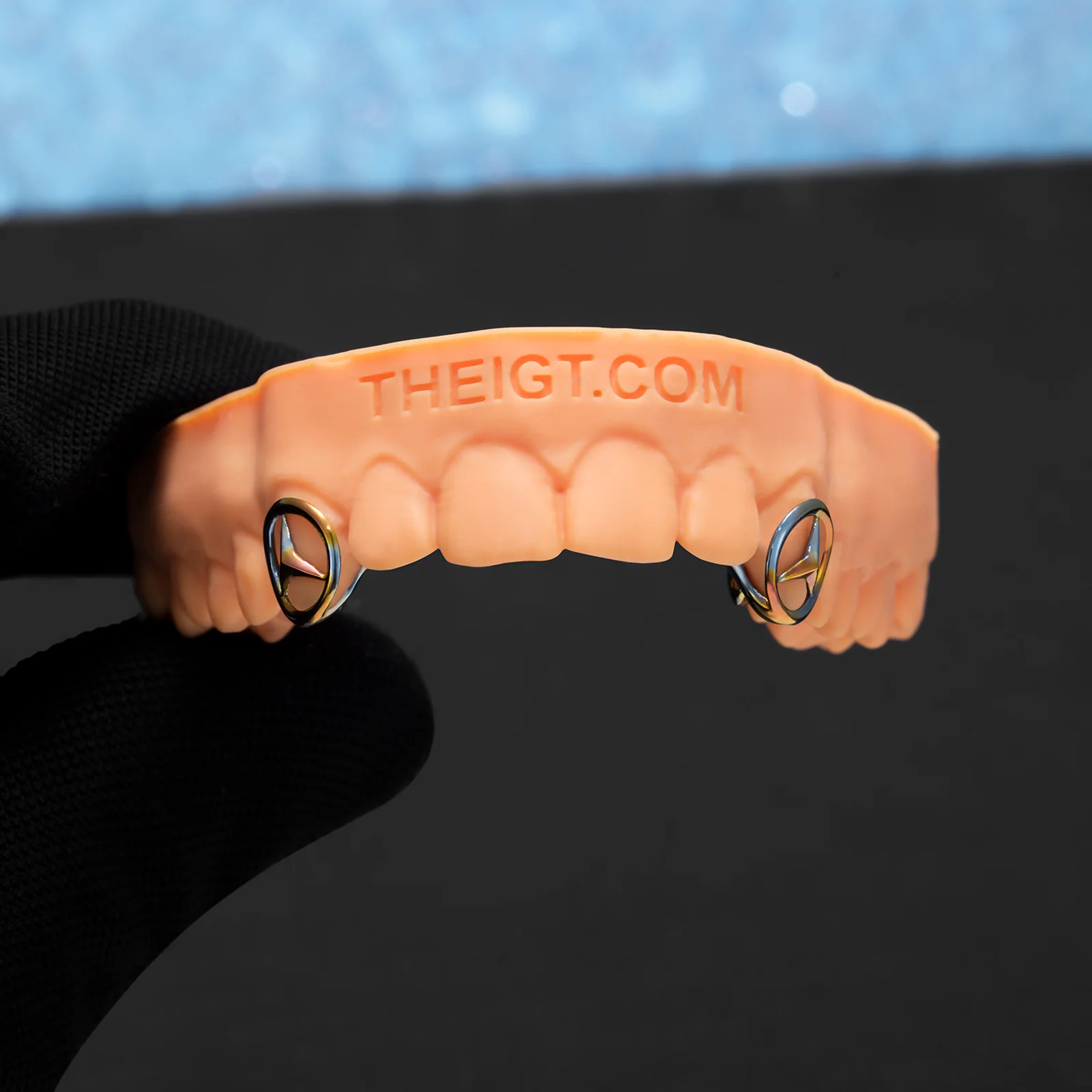 Bz Log Heat-Tinted Titanium Grillz - Image 4