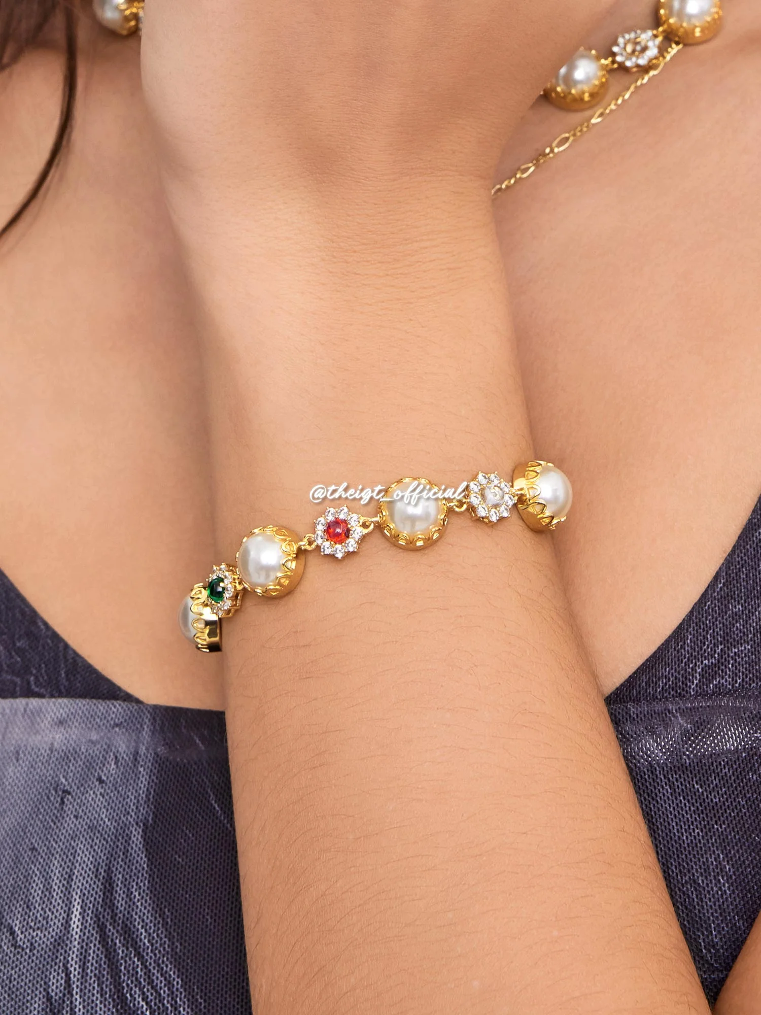 Colored Gem White Moissanite Daisy Pearl Bracelet - Image 5