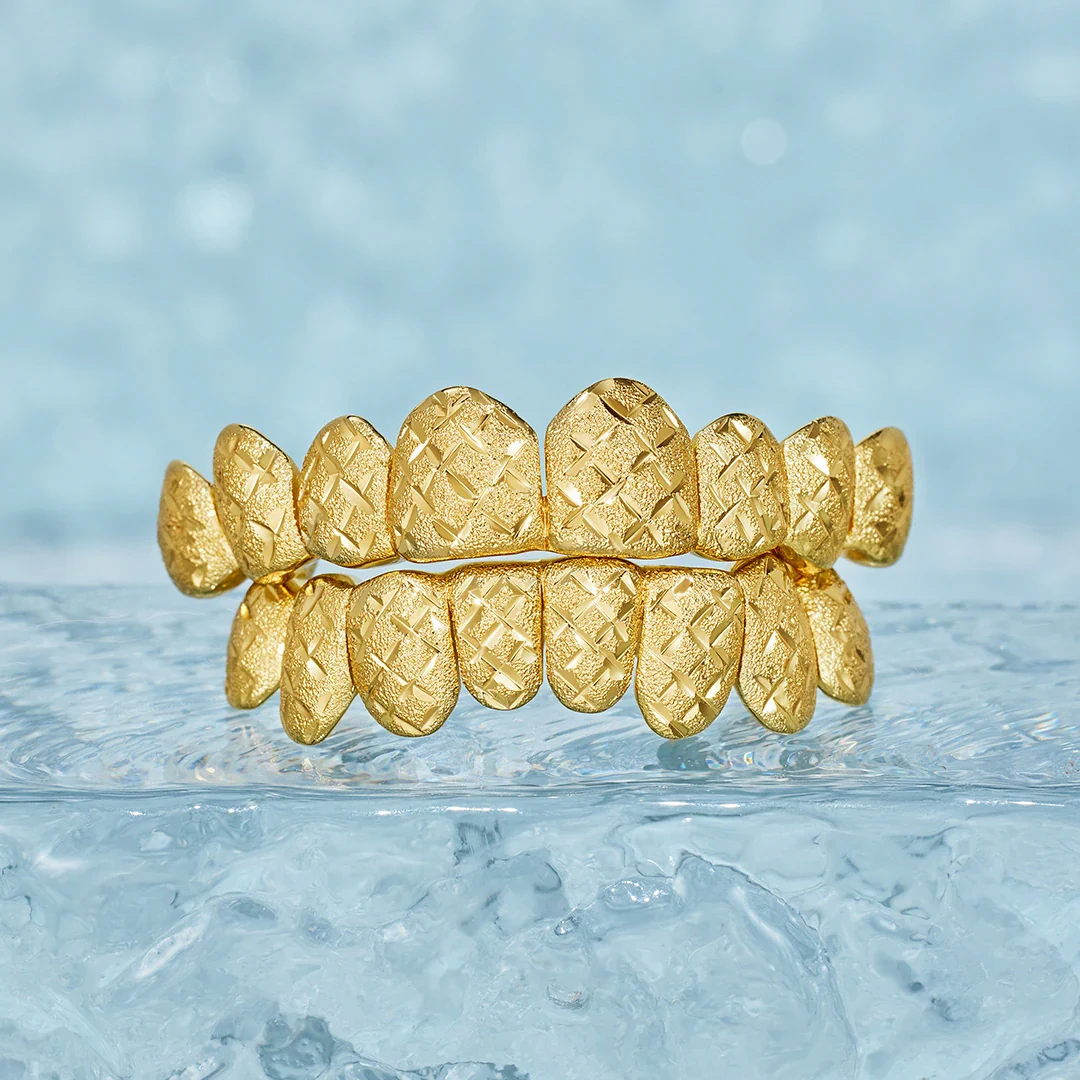 Custom Diamond Cut & Diamond Dust Grillz - Image 3