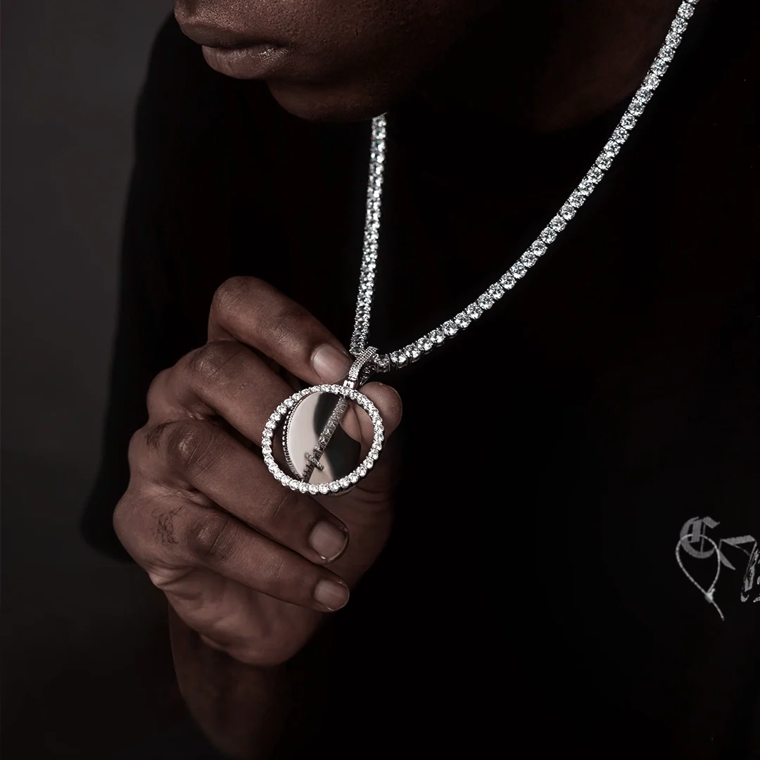 Custom Spinning Photo Pendant - Image 8
