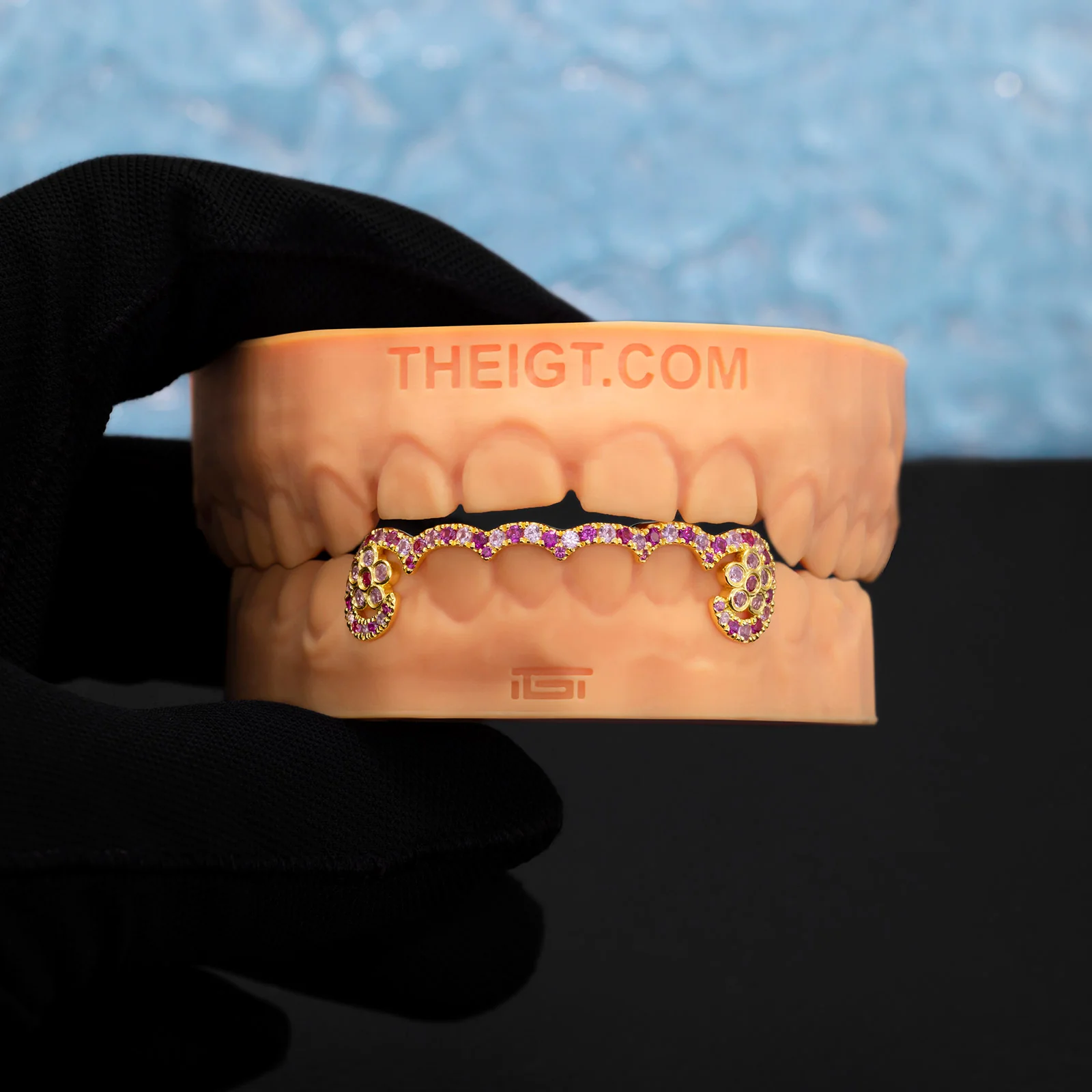 Diamond Bar W Flower On Fang - Image 3