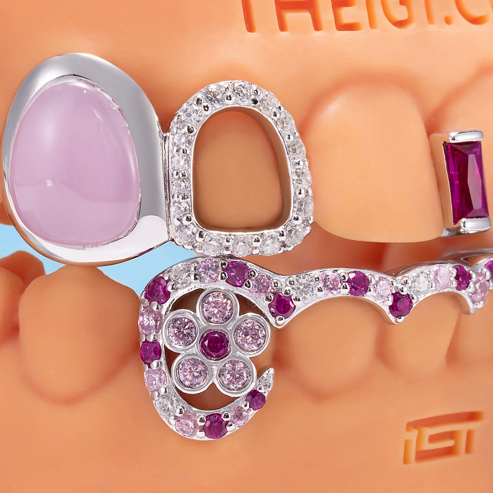 Diamond Bar W Flower On Fang - Image 5