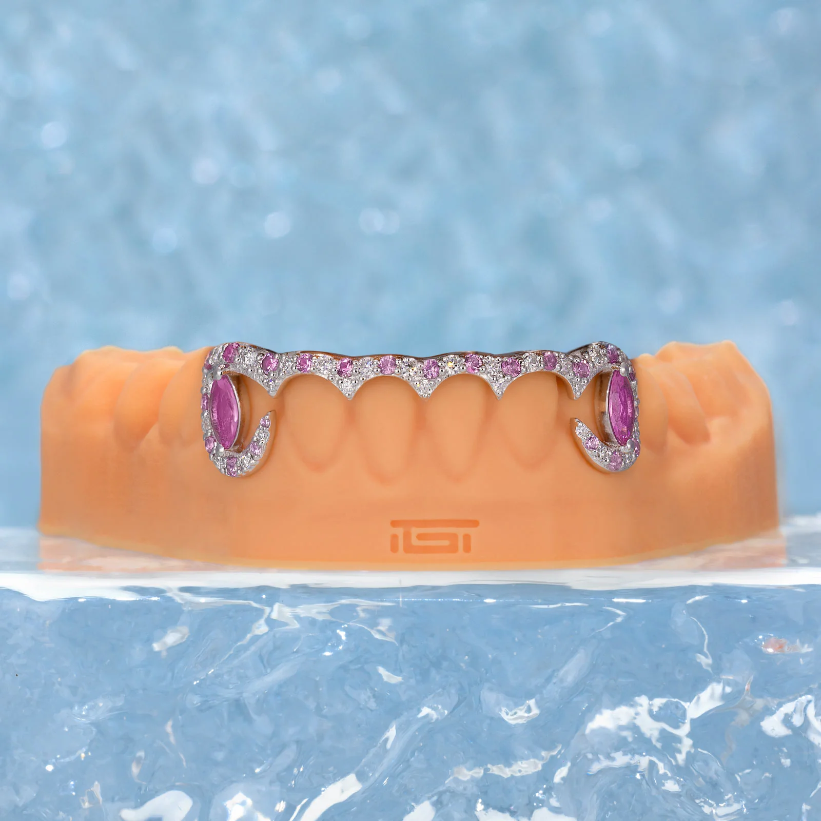 Diamond Bar W Maruqise Cut on Fang - Image 3