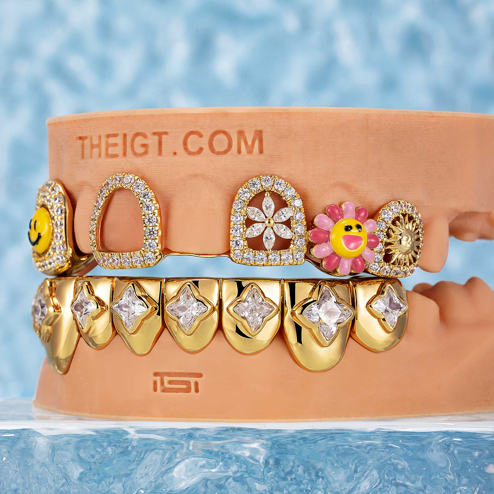 Diamond Smile Face And Sunflower Grillz - Image 6