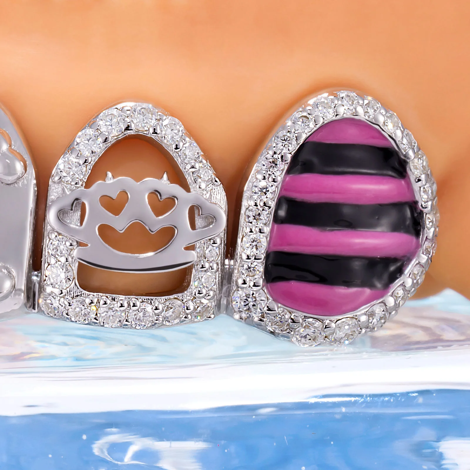 Emblem K Grillz (Skull & Scales) - Image 4