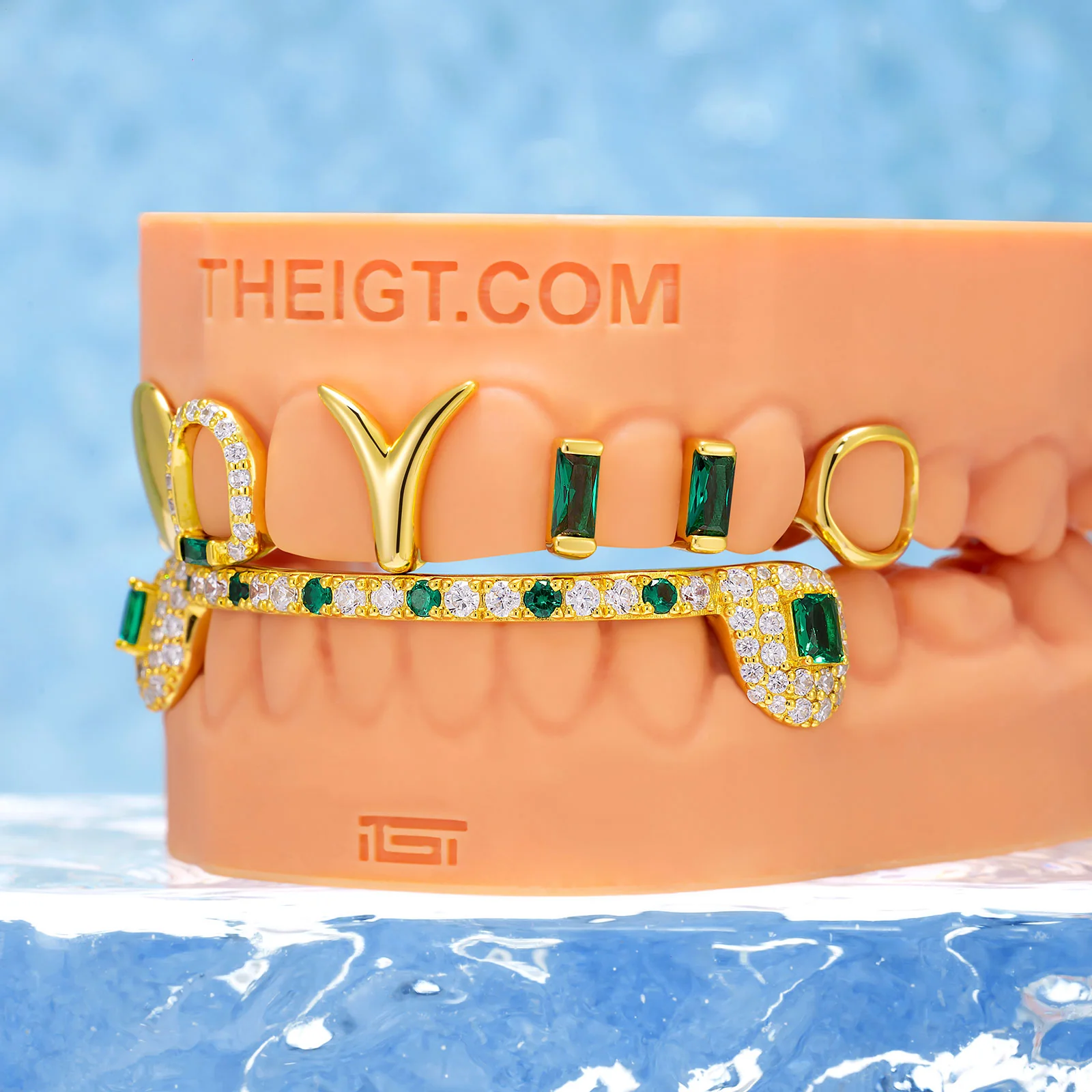 Emerald Cut Fang Grillz - Image 5