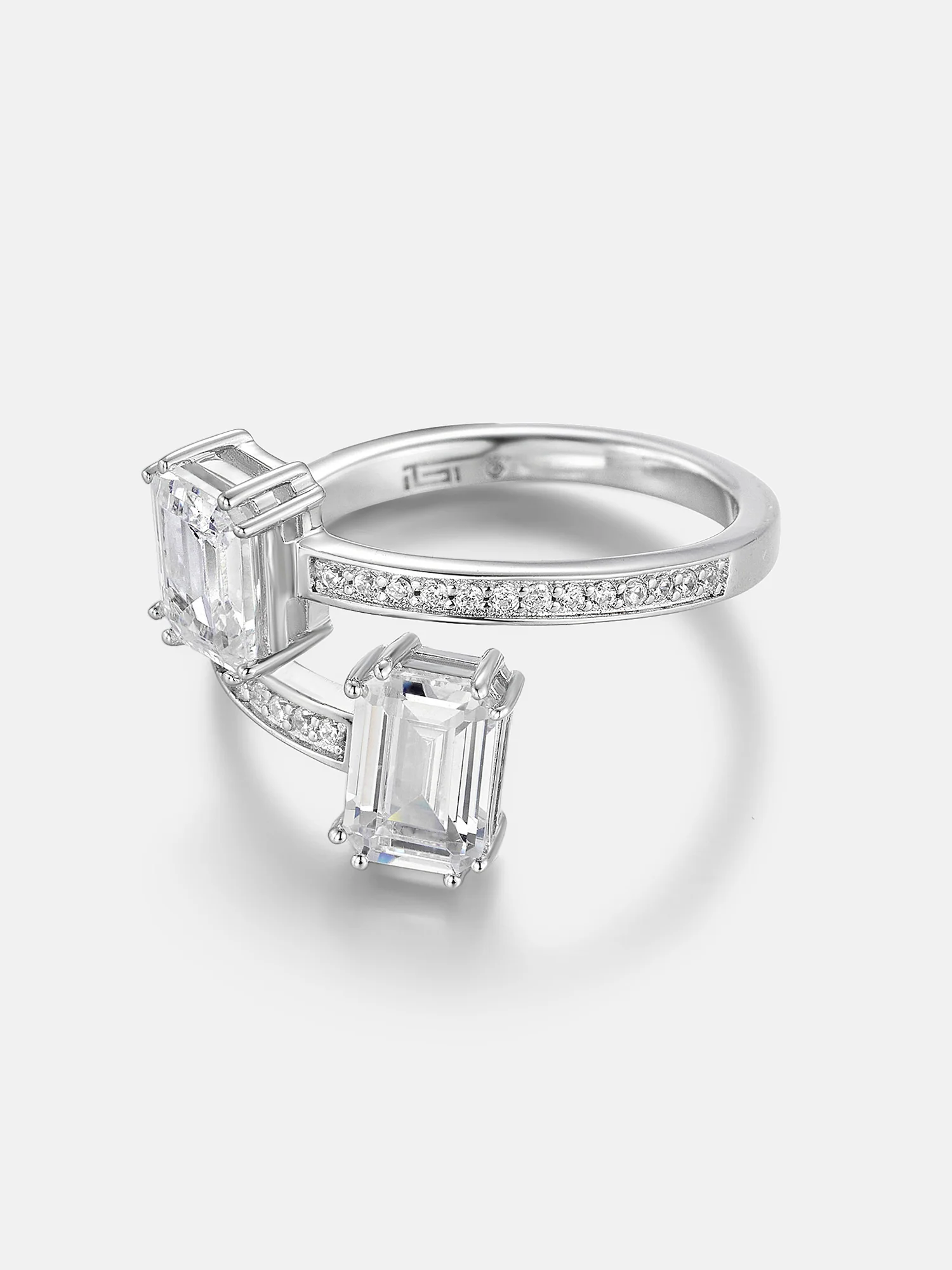 Emerald Cut Moissanite Toi et Moi Bypass Ring - Image 4