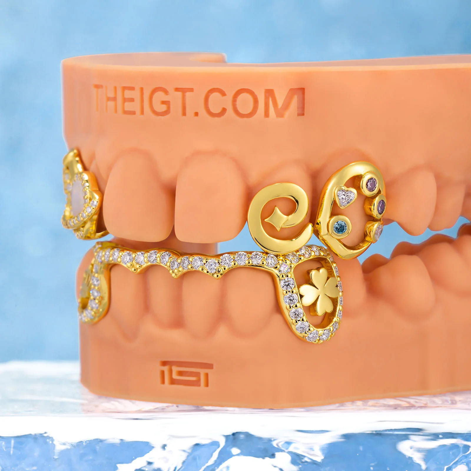 Globe Crown & Clover Grillz - Image 5