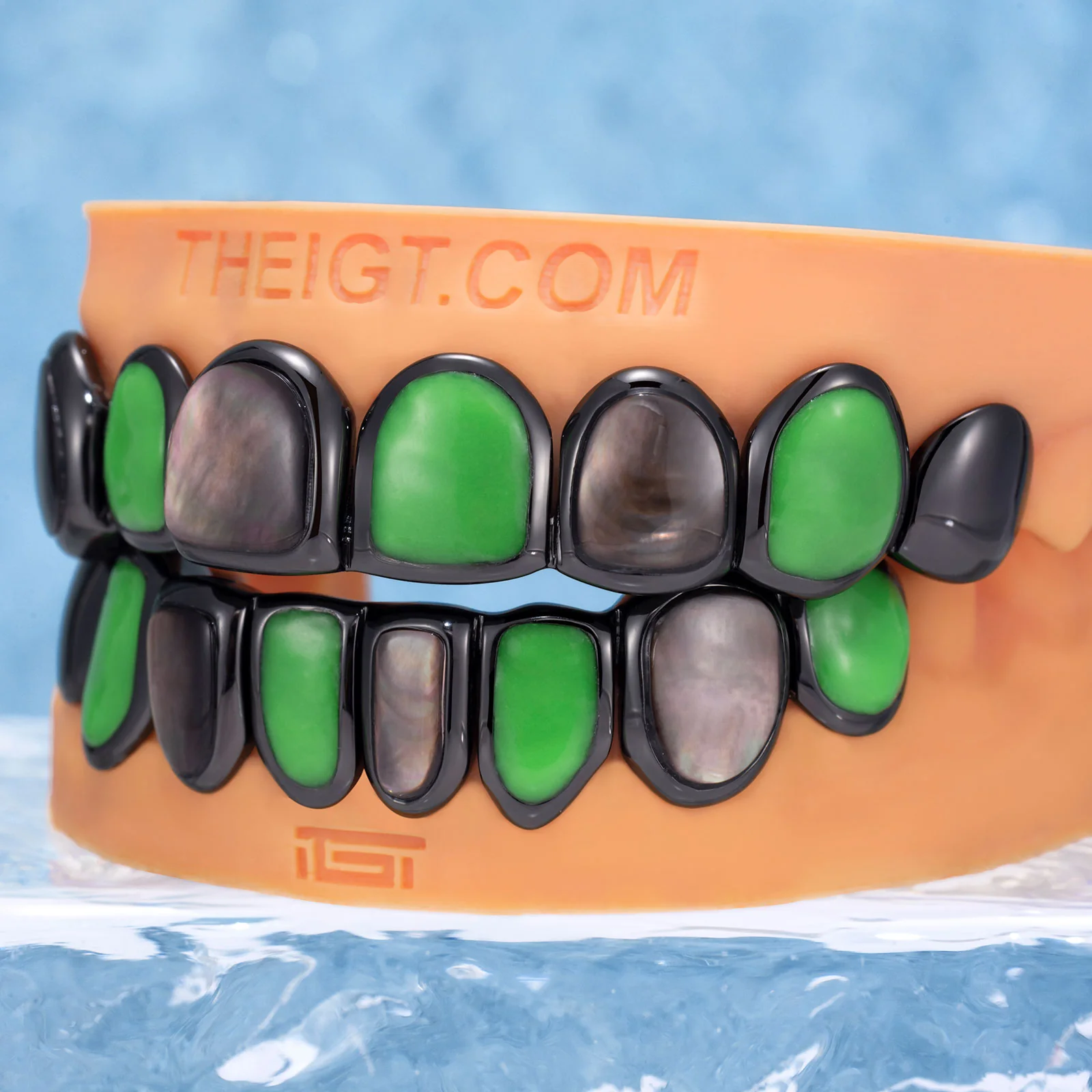 Glow-in-Dark Black Shell Grillz - Image 4