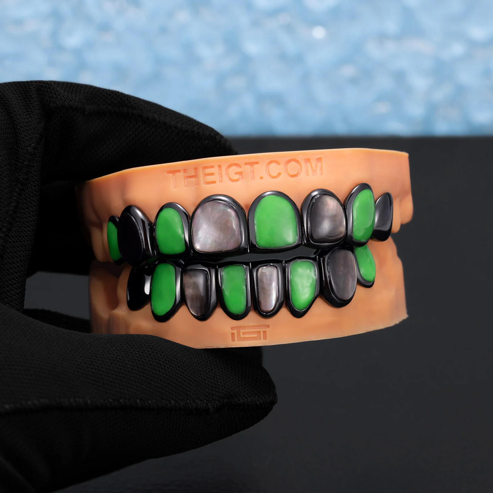 Glow-in-Dark Black Shell Grillz - Image 5