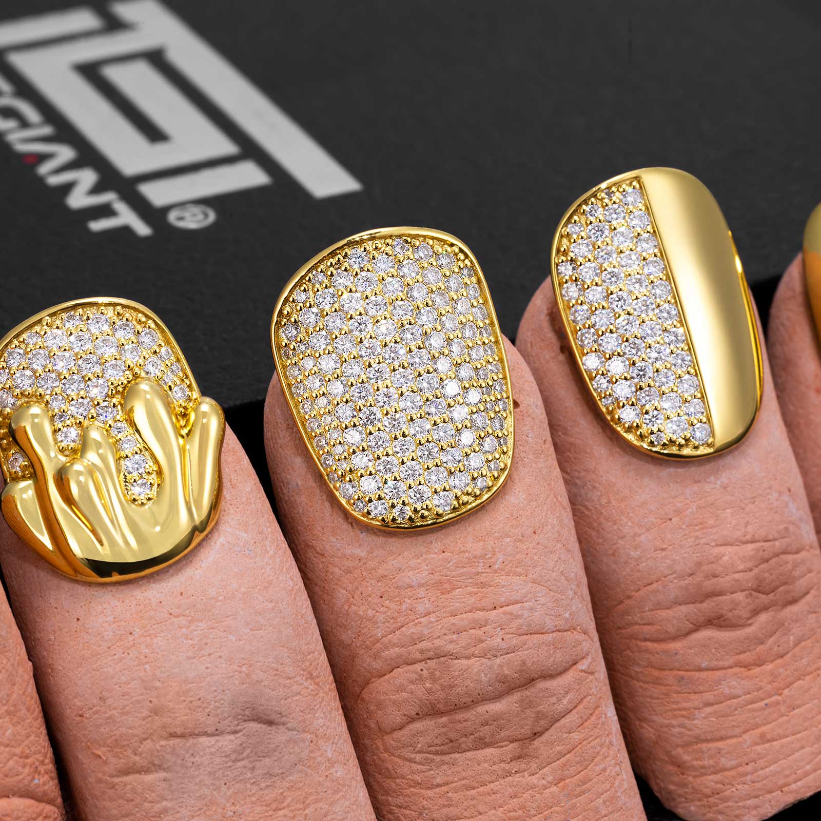 Gold Drip Hybrid Nail Set - Image 3