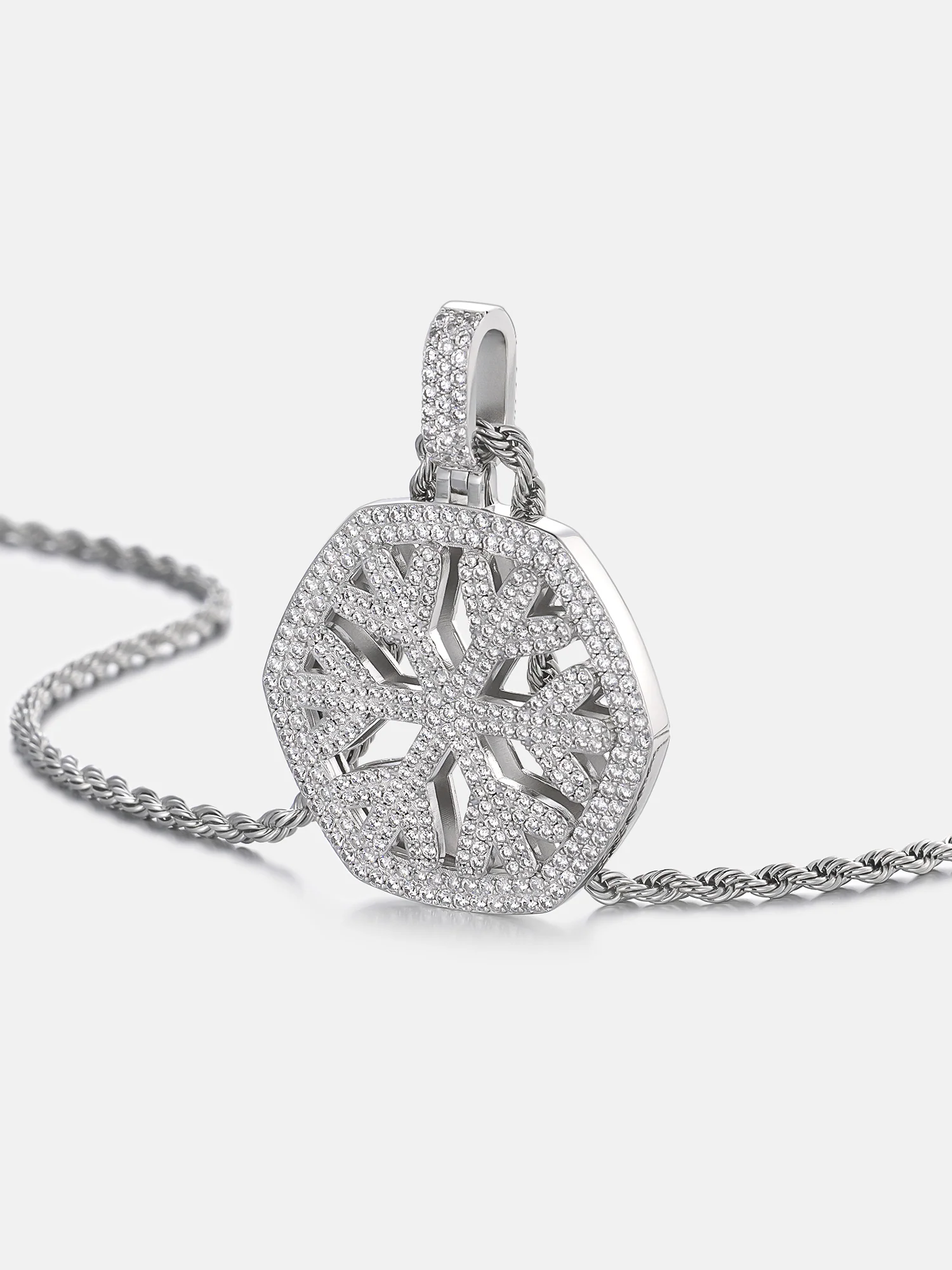 Hexagonal Crystal Moissanite Snow Pendant - Image 3