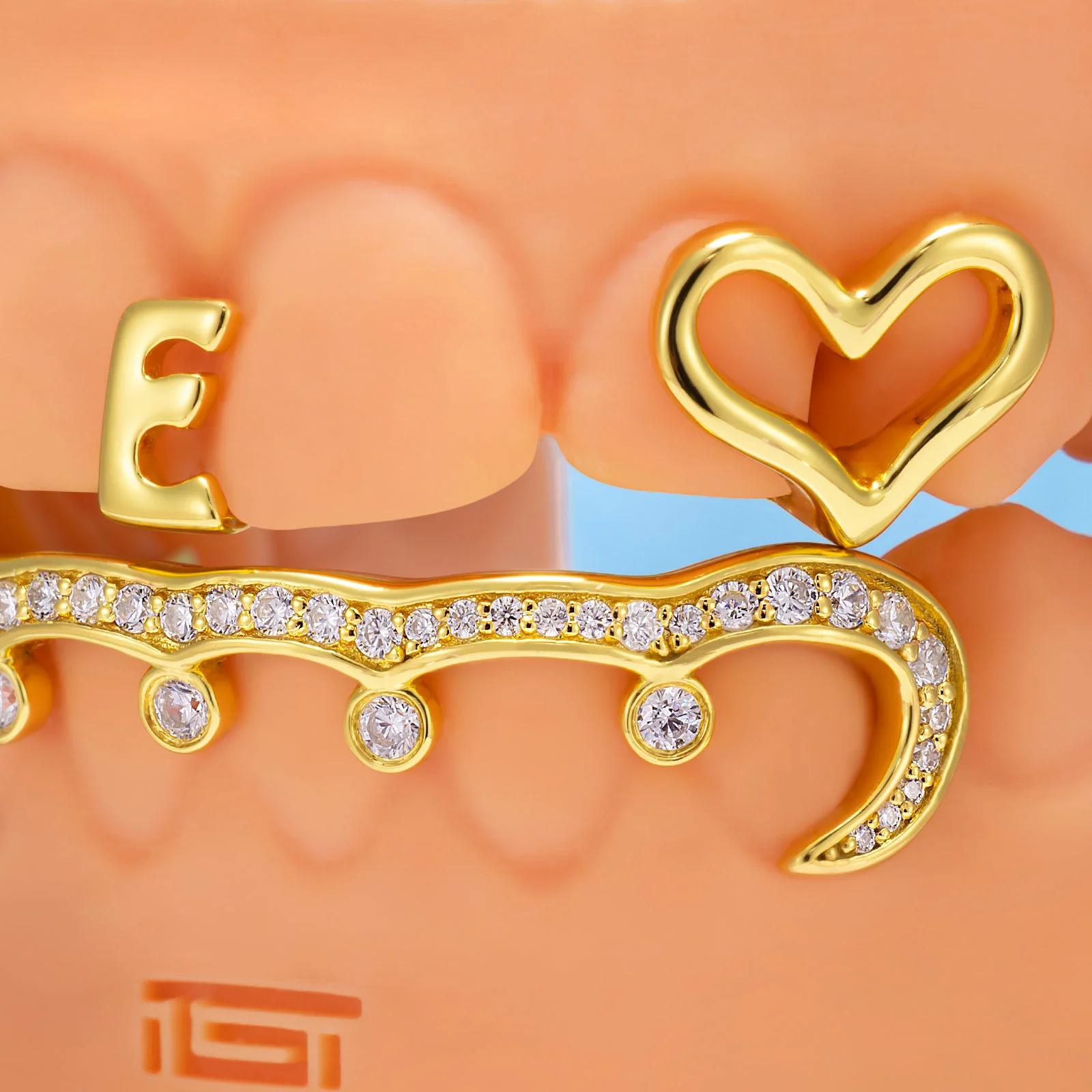 "Iced Kitty" Heart & Initial Custom Grillz - Image 3