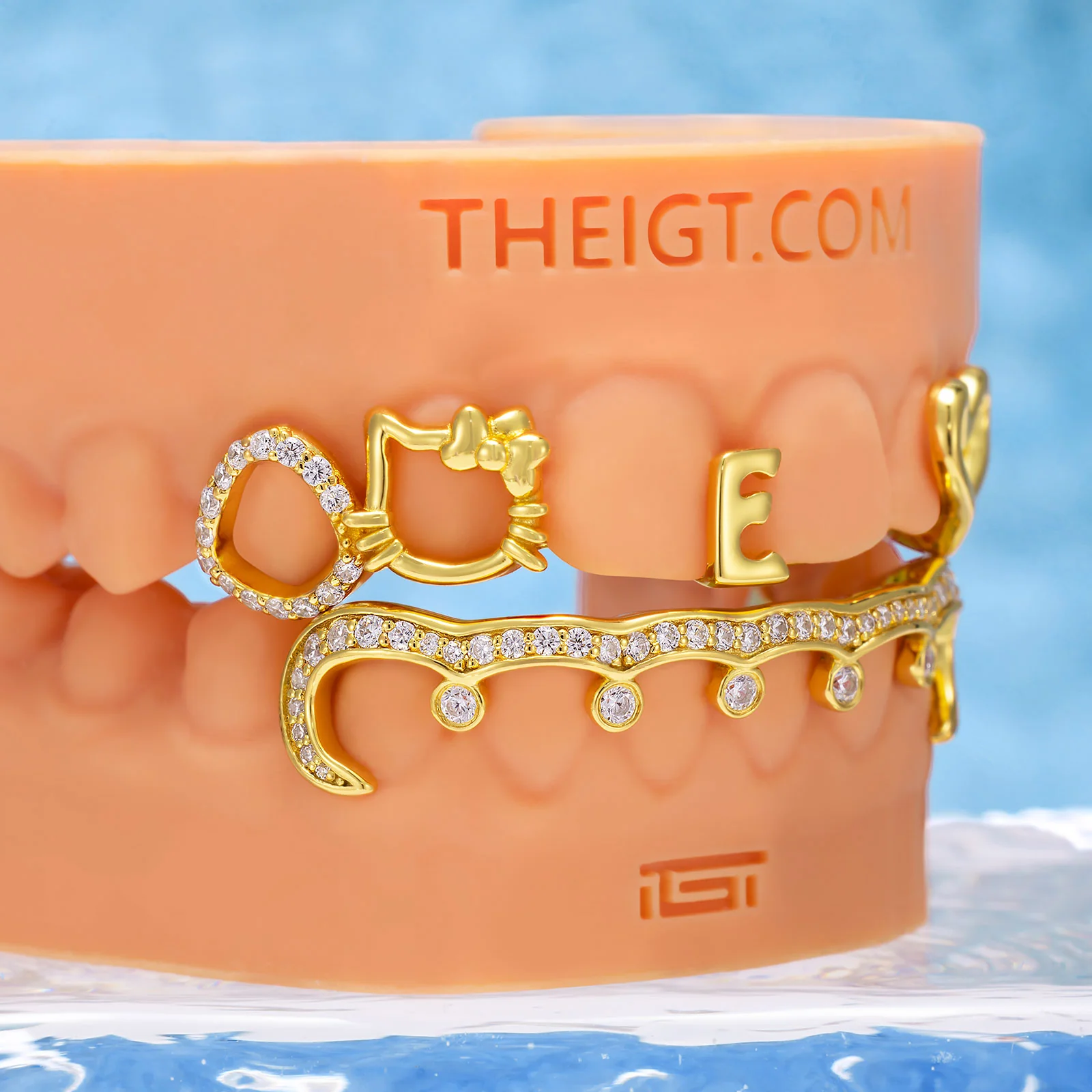 "Iced Kitty" Heart & Initial Custom Grillz - Image 4