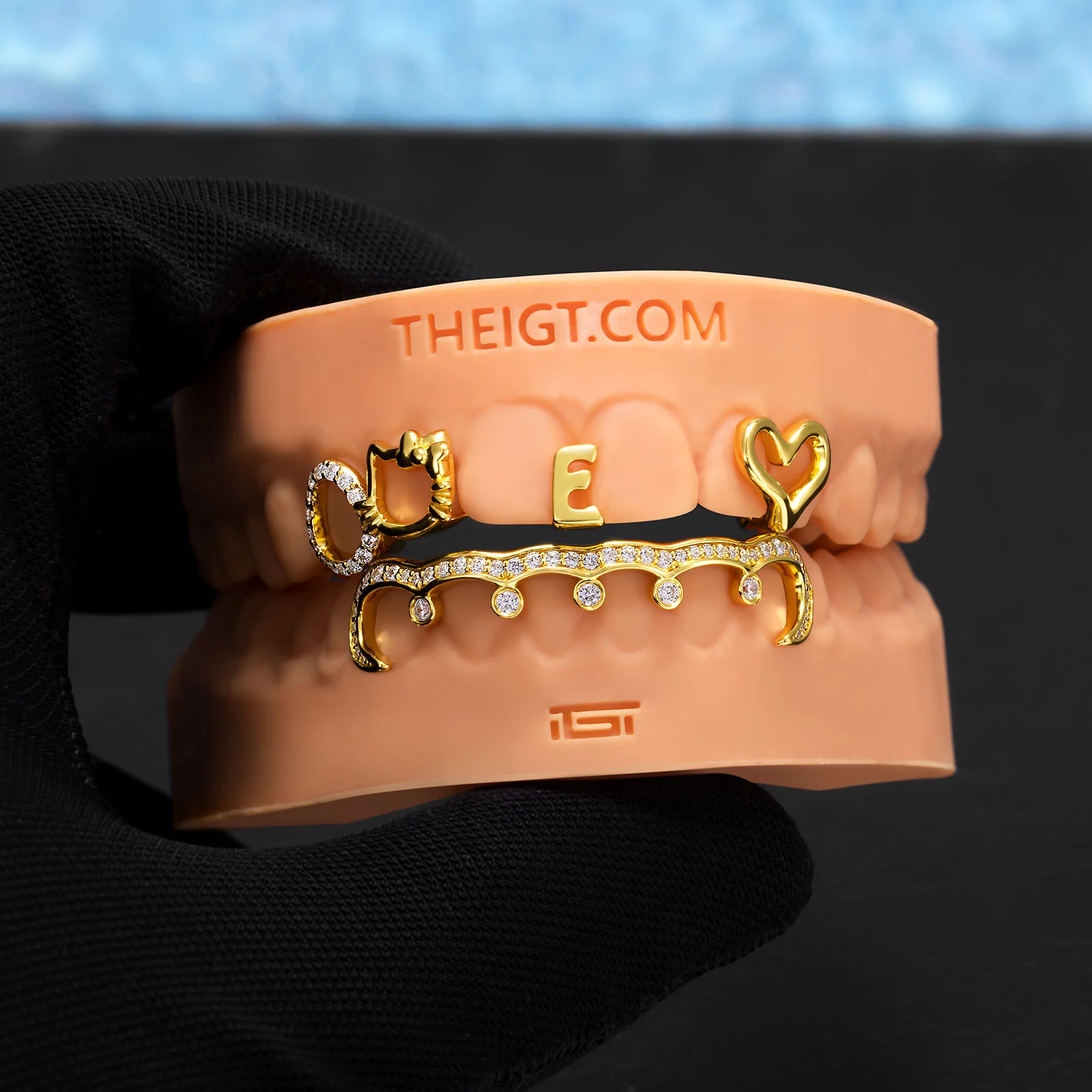 "Iced Kitty" Heart & Initial Custom Grillz - Image 6