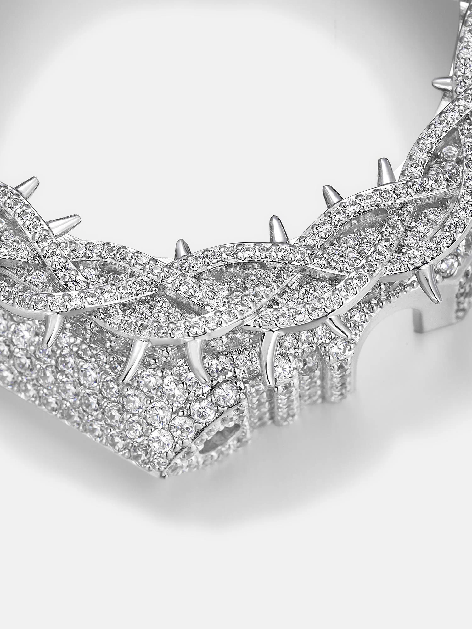 Iced Out Thorns Moissanite Bezel For GA-2100 Watch - Image 5