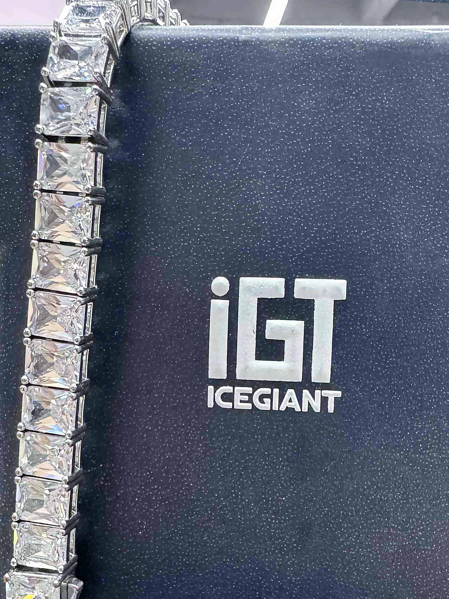 iGT ICEGIANT S925 Moissanite Emerald Cut Tennis Bracelet - Image 3