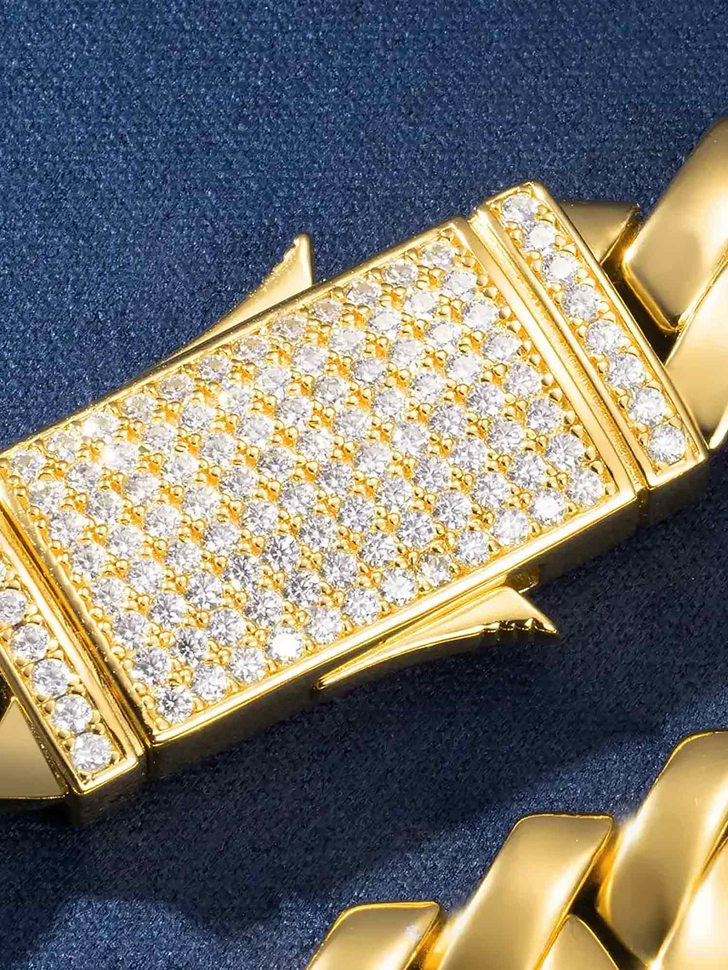 Made To Order 12mm Plain Prong Link Bracelet with Iced Clasp - Image 3