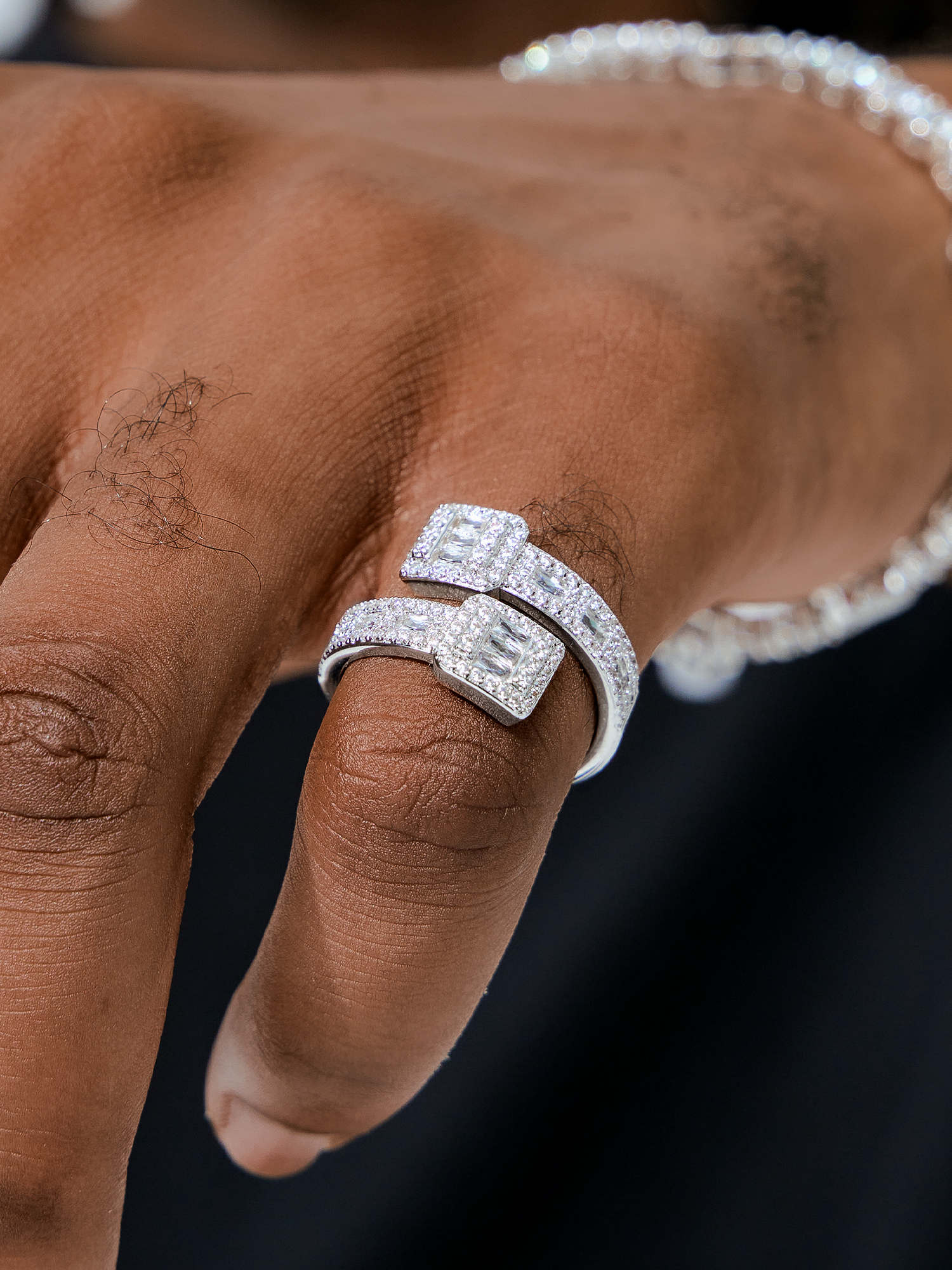 Moissanite Baguette Designer Ring - Image 6