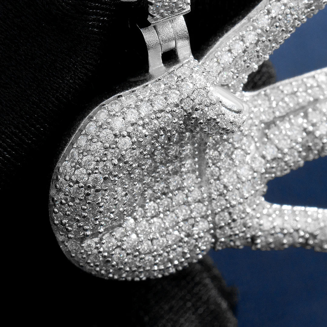 Moissanite East Side Hand Pendant - Image 4