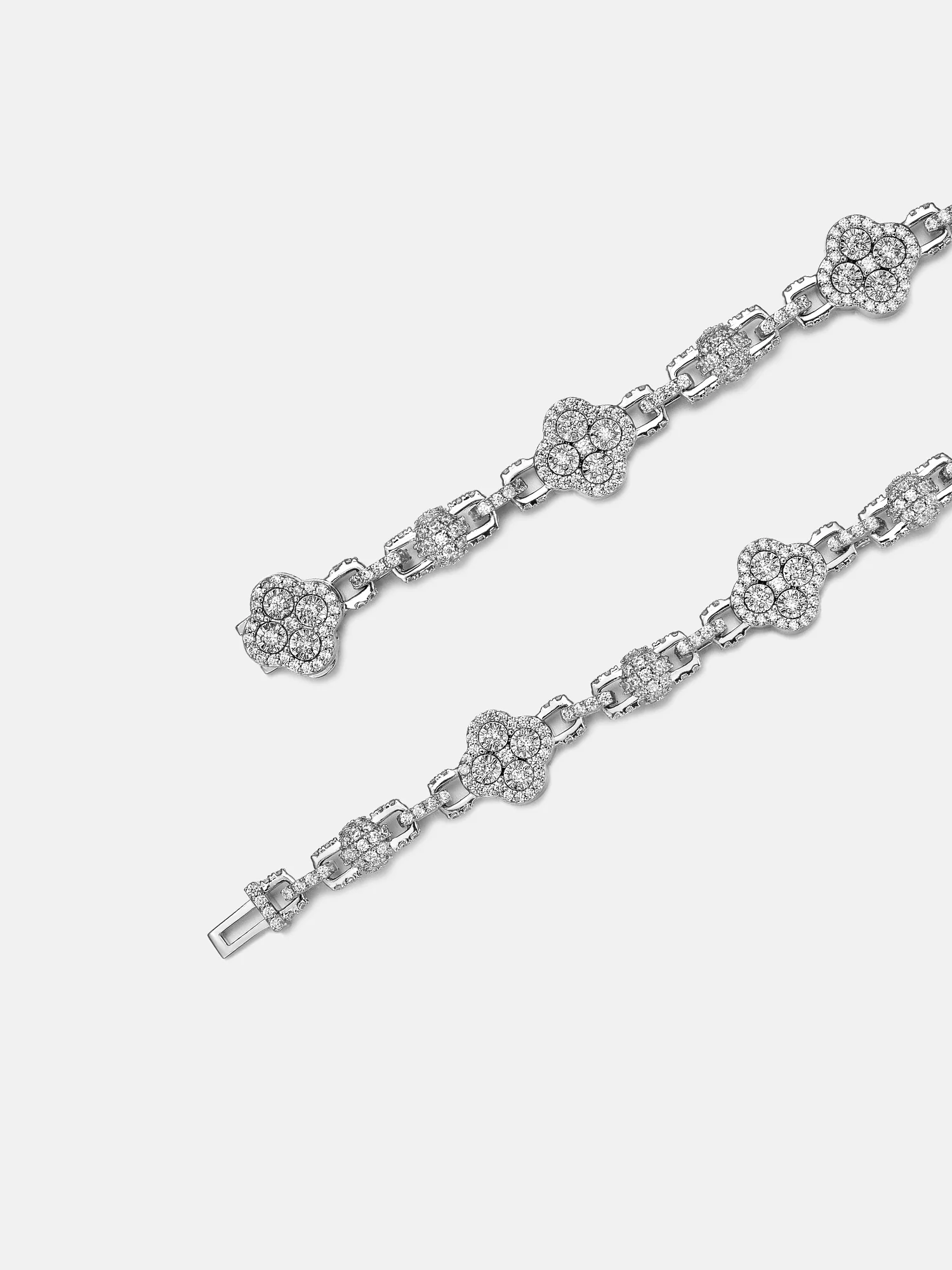 Moissanite Four Leaf Clover And Bead Bracelet - Image 4