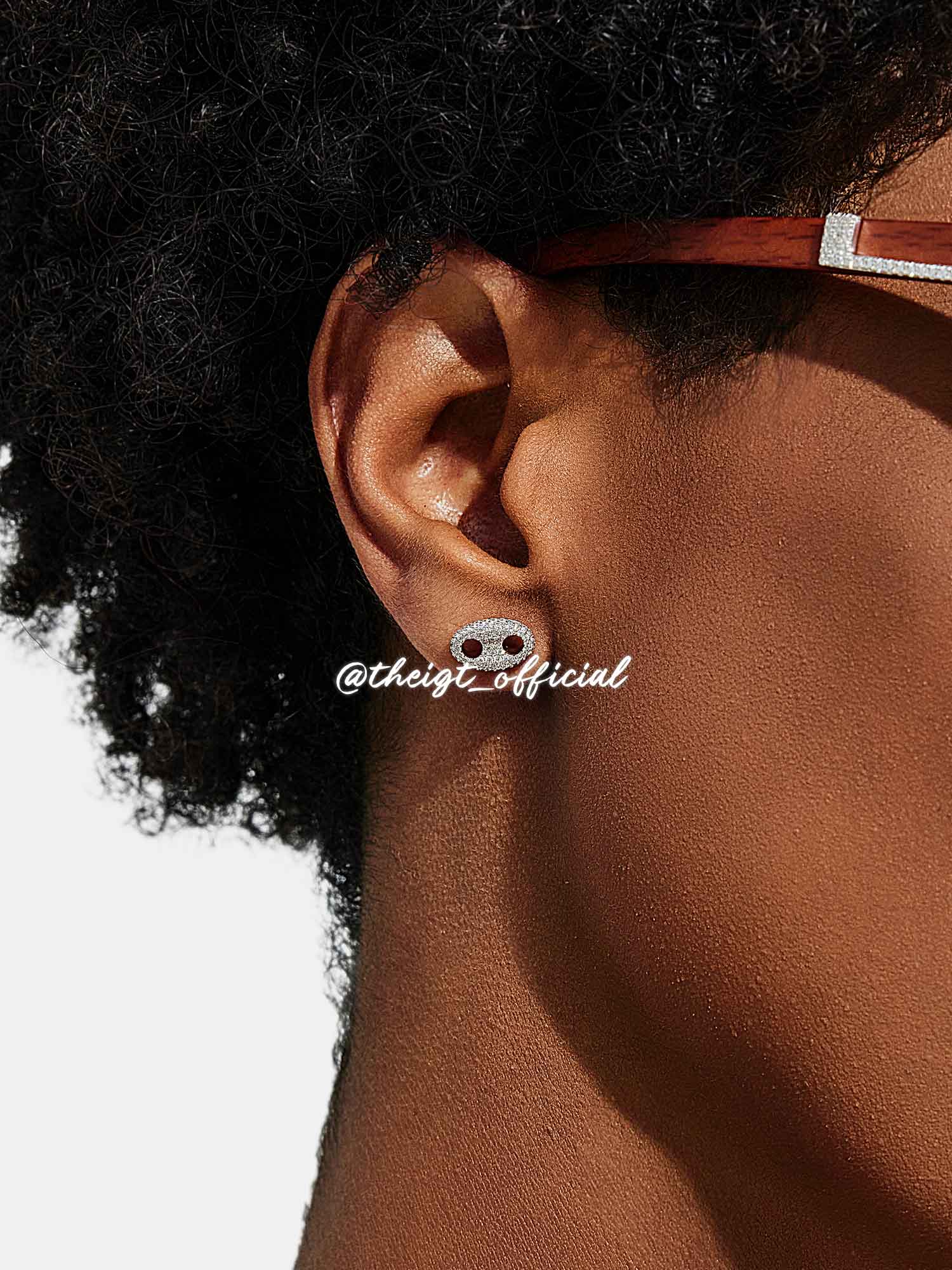Moissanite G-Link Style Stud Earrings - Image 5