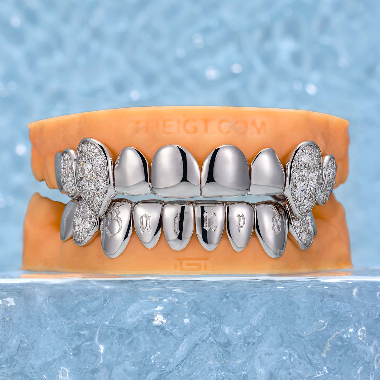 Mosaic Set Diamond On Fang Grillz - Image 3