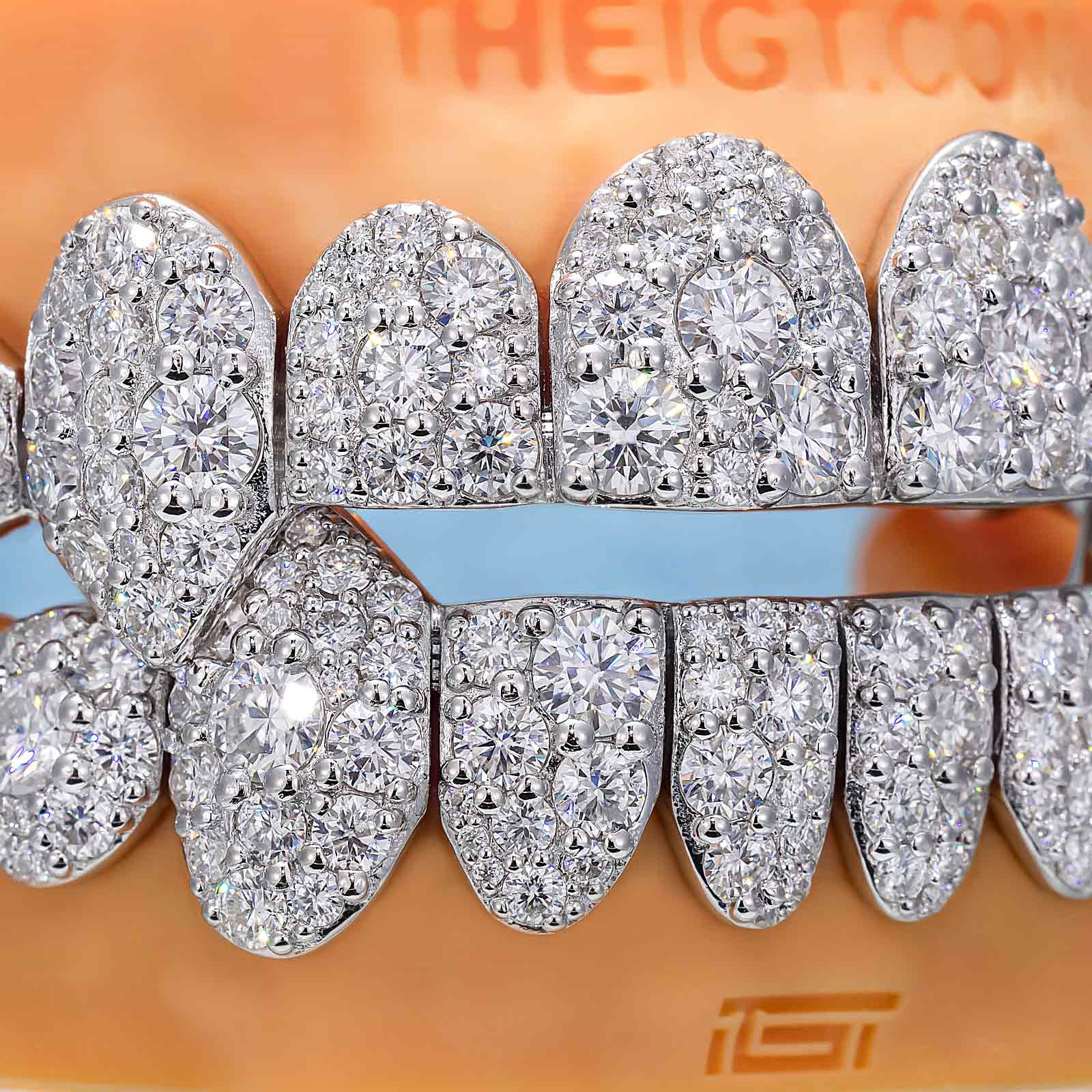 Mosaic/Snow Set Moissanite Diamond Grillz - Image 7