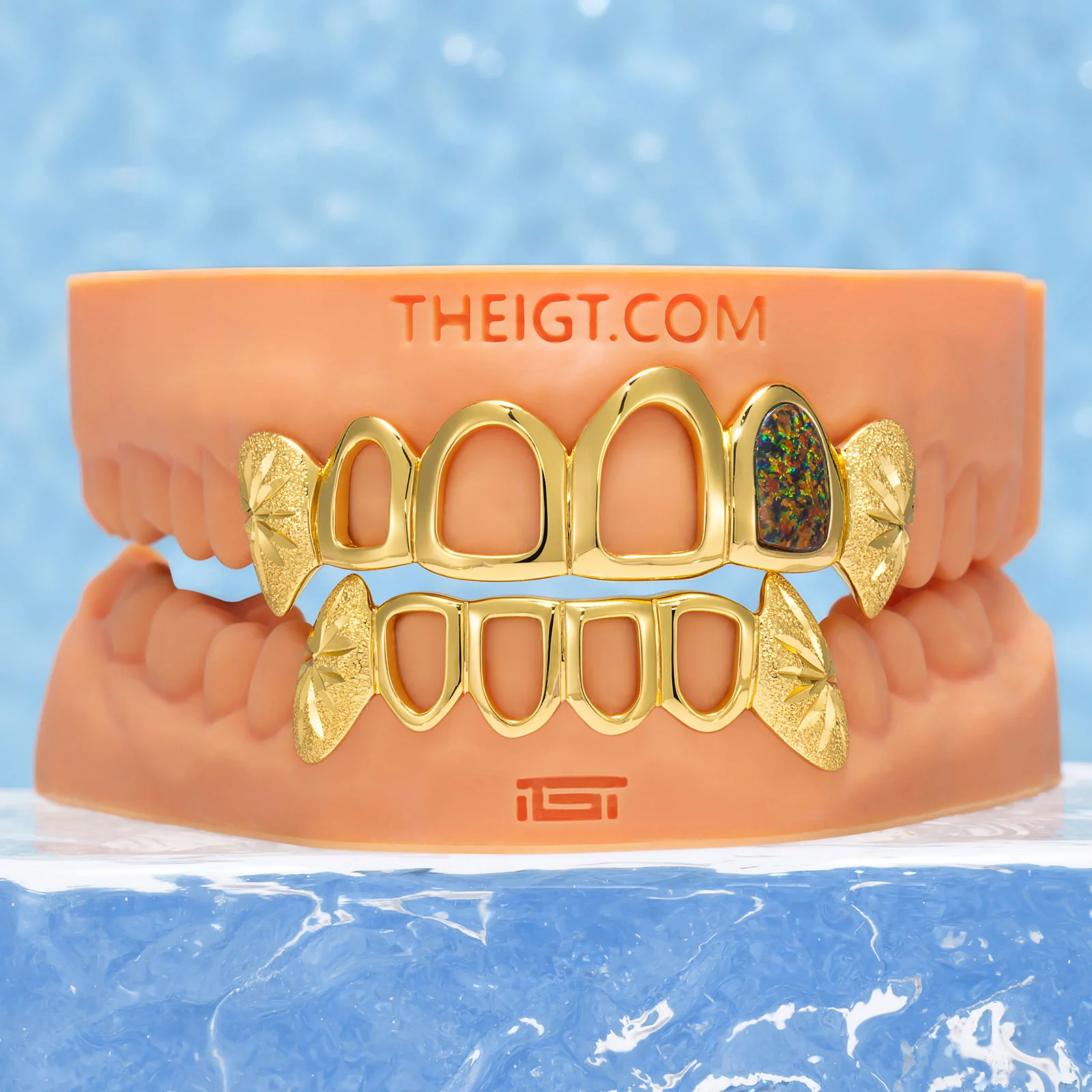 Open Face W Sunburst On Fang Grillz - Image 6