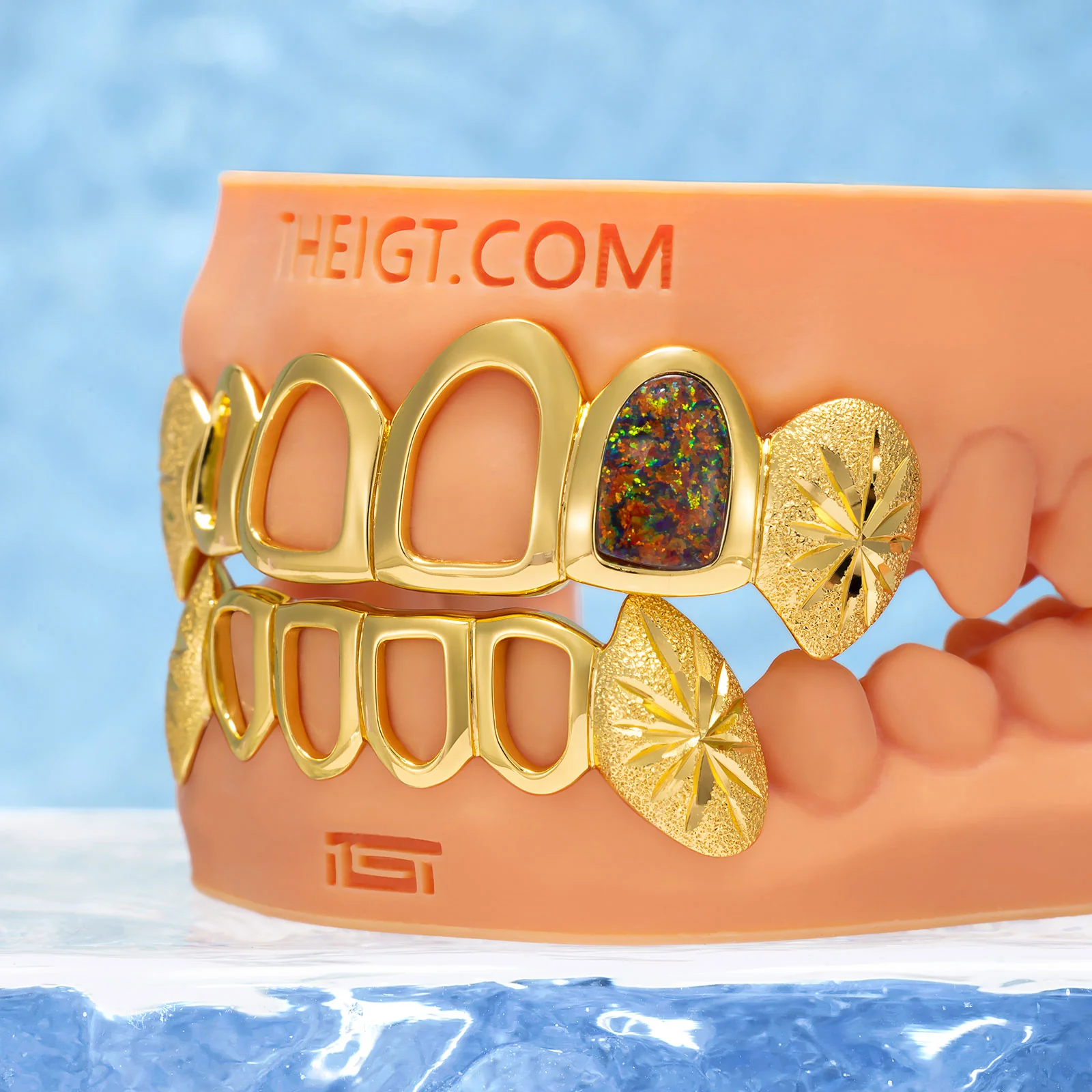 Open Face W Sunburst On Fang Grillz - Image 8