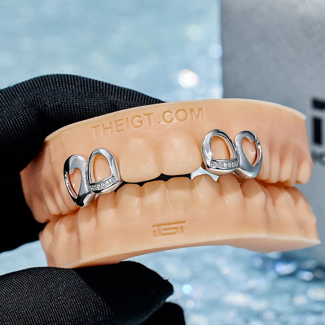 Open Face With Heart Style Grillz - Image 4