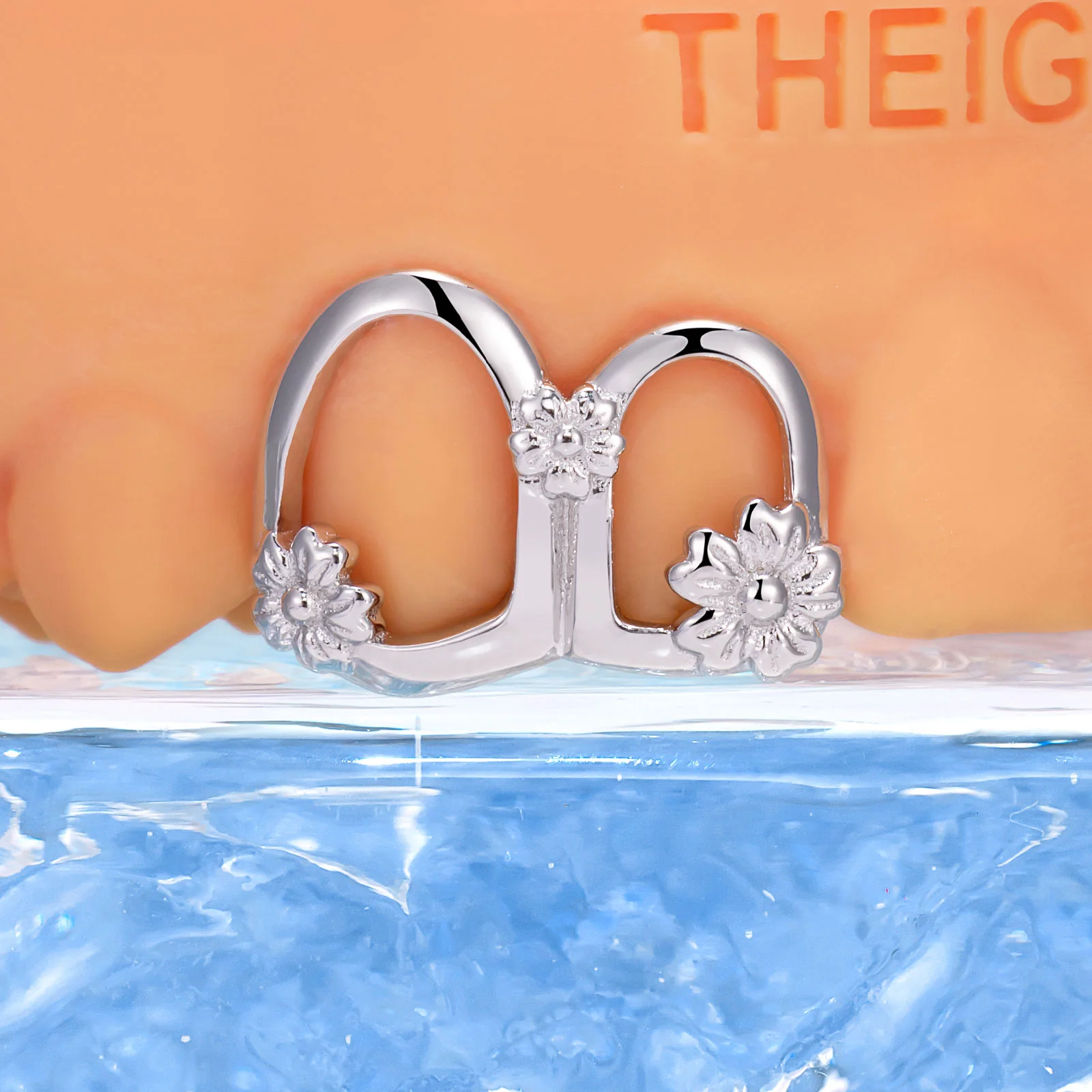 Open Heart with Floral Accent Grillz - Image 2