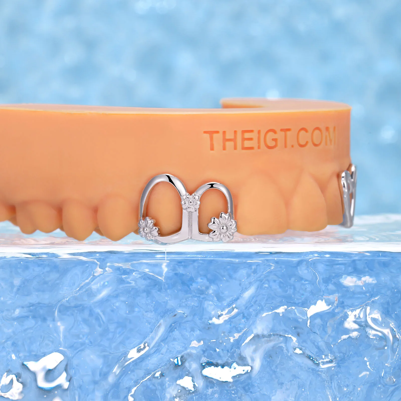 Open Heart with Floral Accent Grillz - Image 4