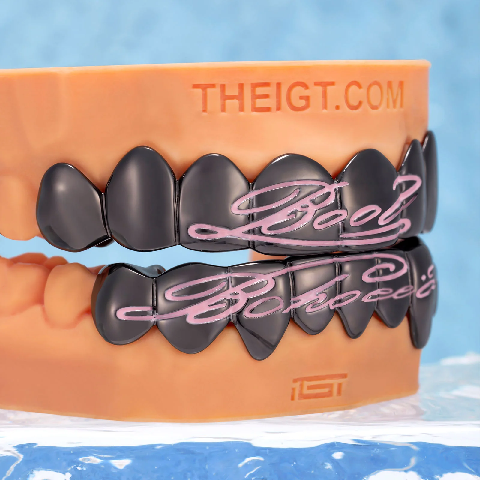 Pink Script Black Gold Grillz - Image 5
