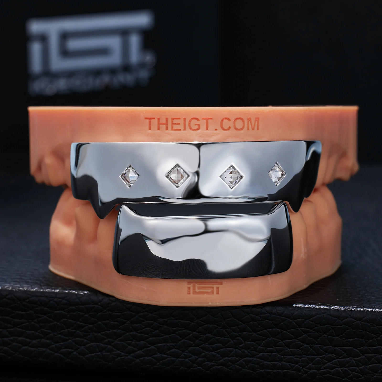 Platinum Ice Full-Cover Grillz - Image 2