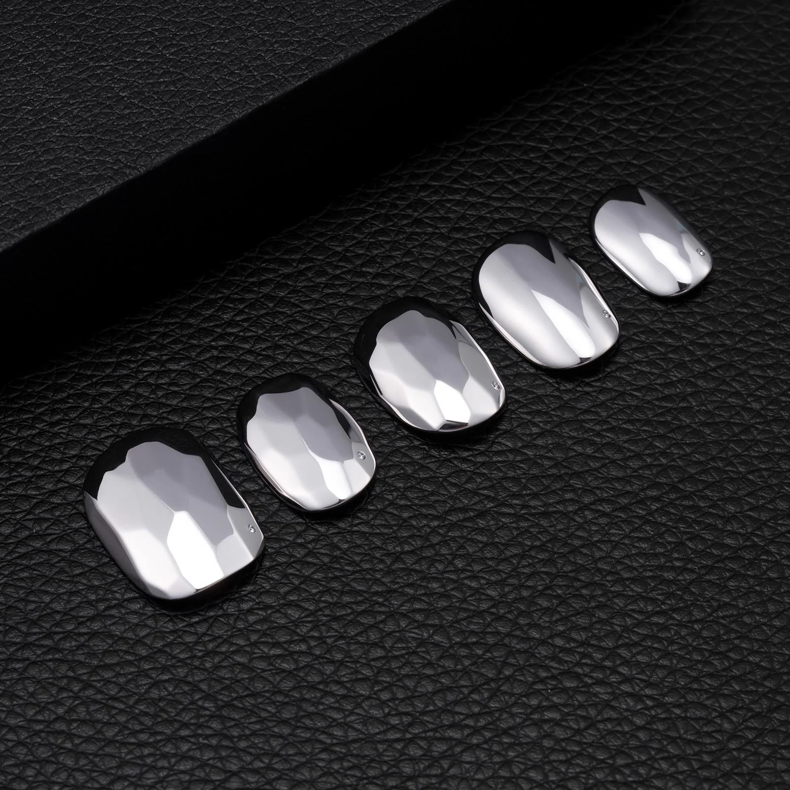 Platinum Mirror Nails - Image 7